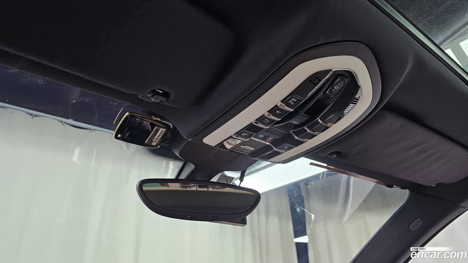 Cayenne Porsche 2014.9-OPTION-021