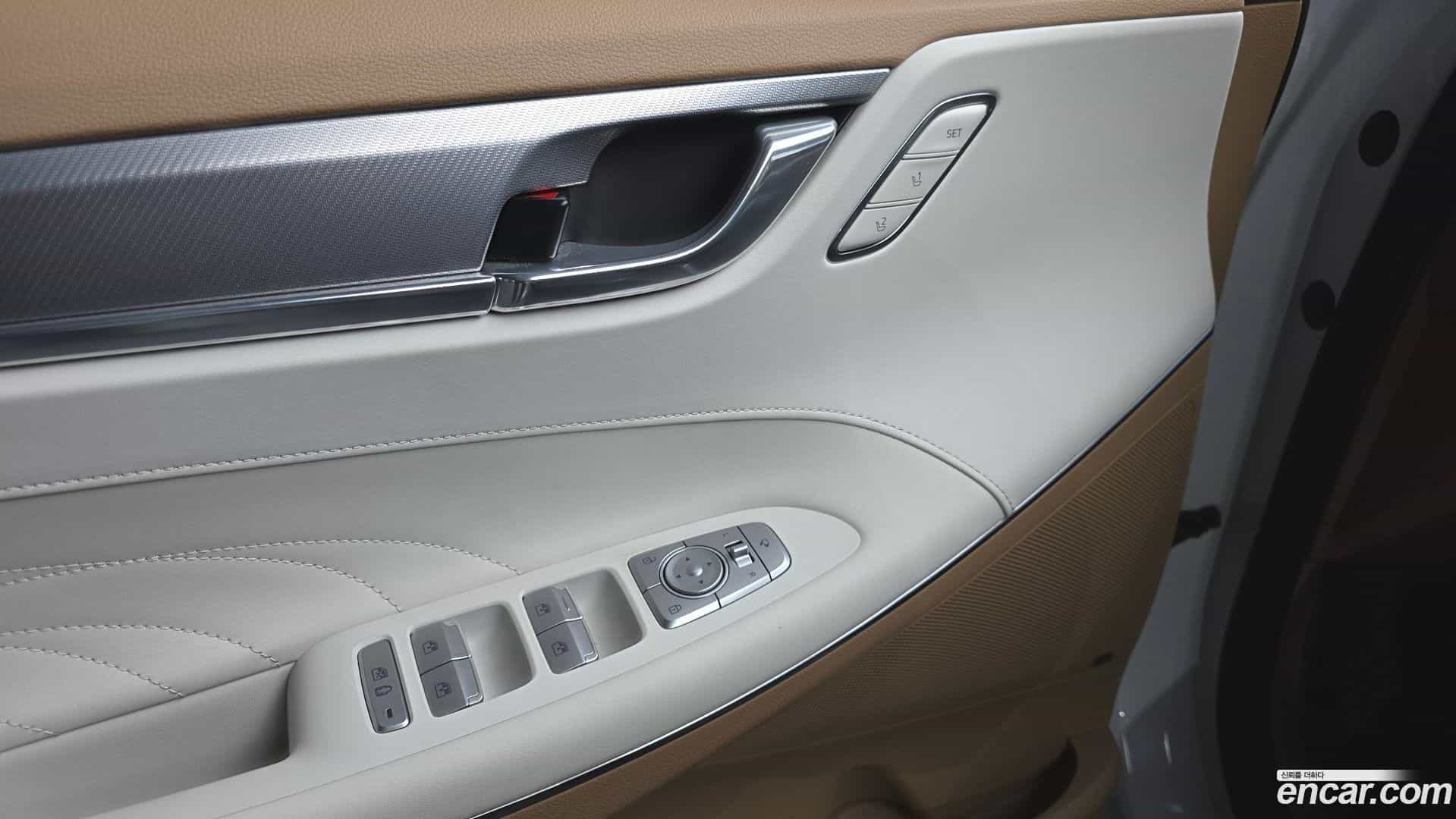 Grandeur Hyundai 2020.8-OPTION-021