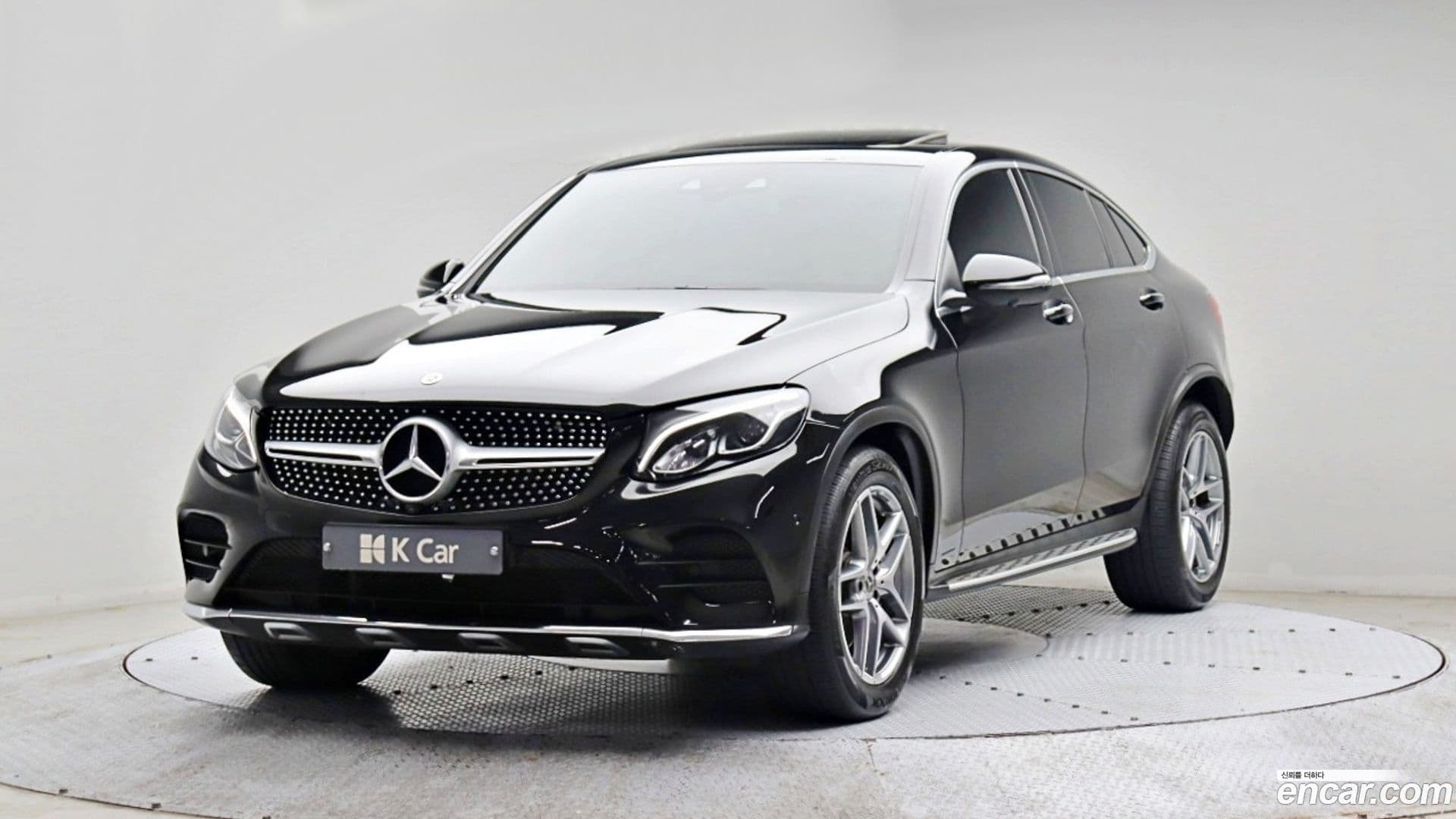 Main__Slider__Photo:GLC-Class Mercedes-Benz 2018.7-0