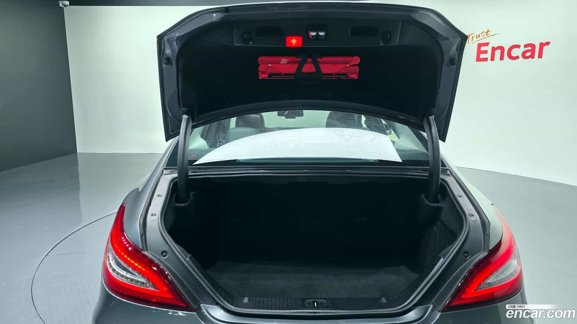 CLS-Class Mercedes-Benz 2016.5-OPTION-024