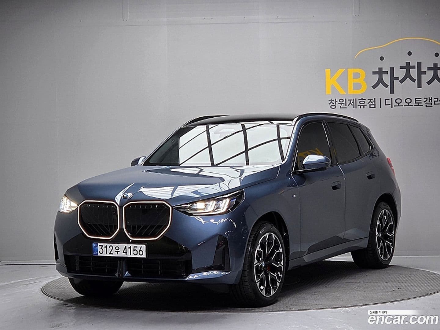 Main__Slider__Photo:X3 BMW 2025.8-0
