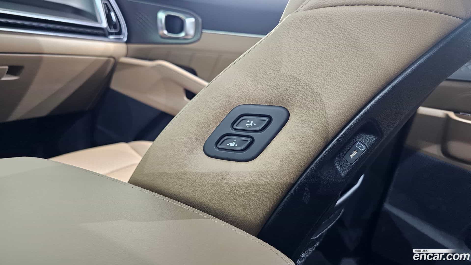 Sorento Kia 2024.2-OPTION-023
