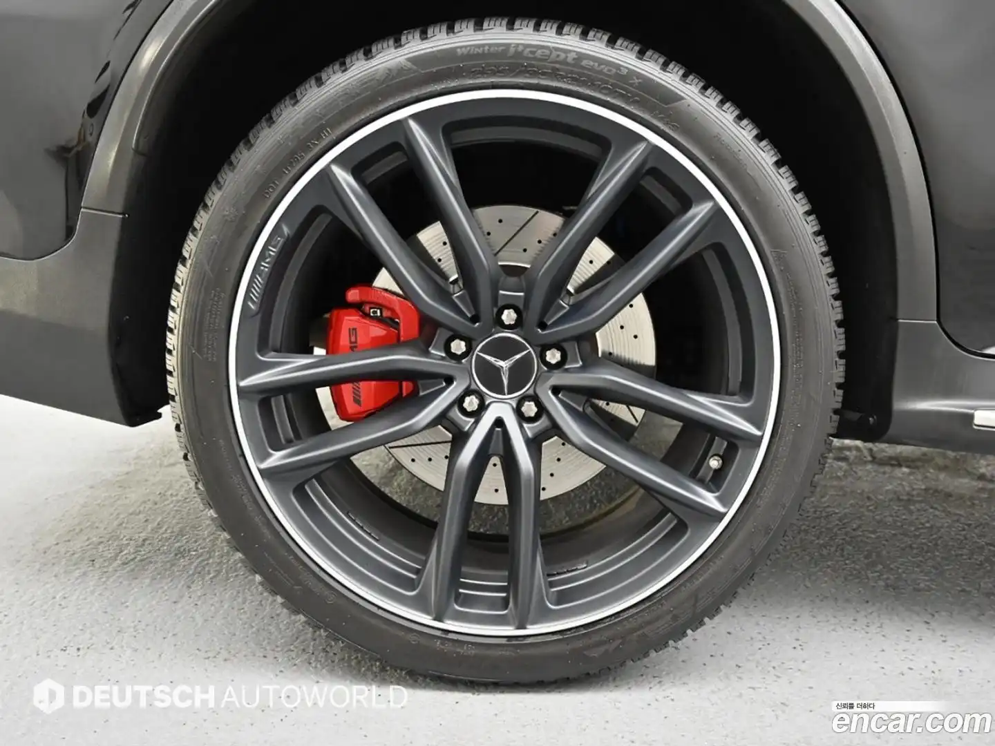 GLC-Class Mercedes-Benz 2019.11-OUTER-005