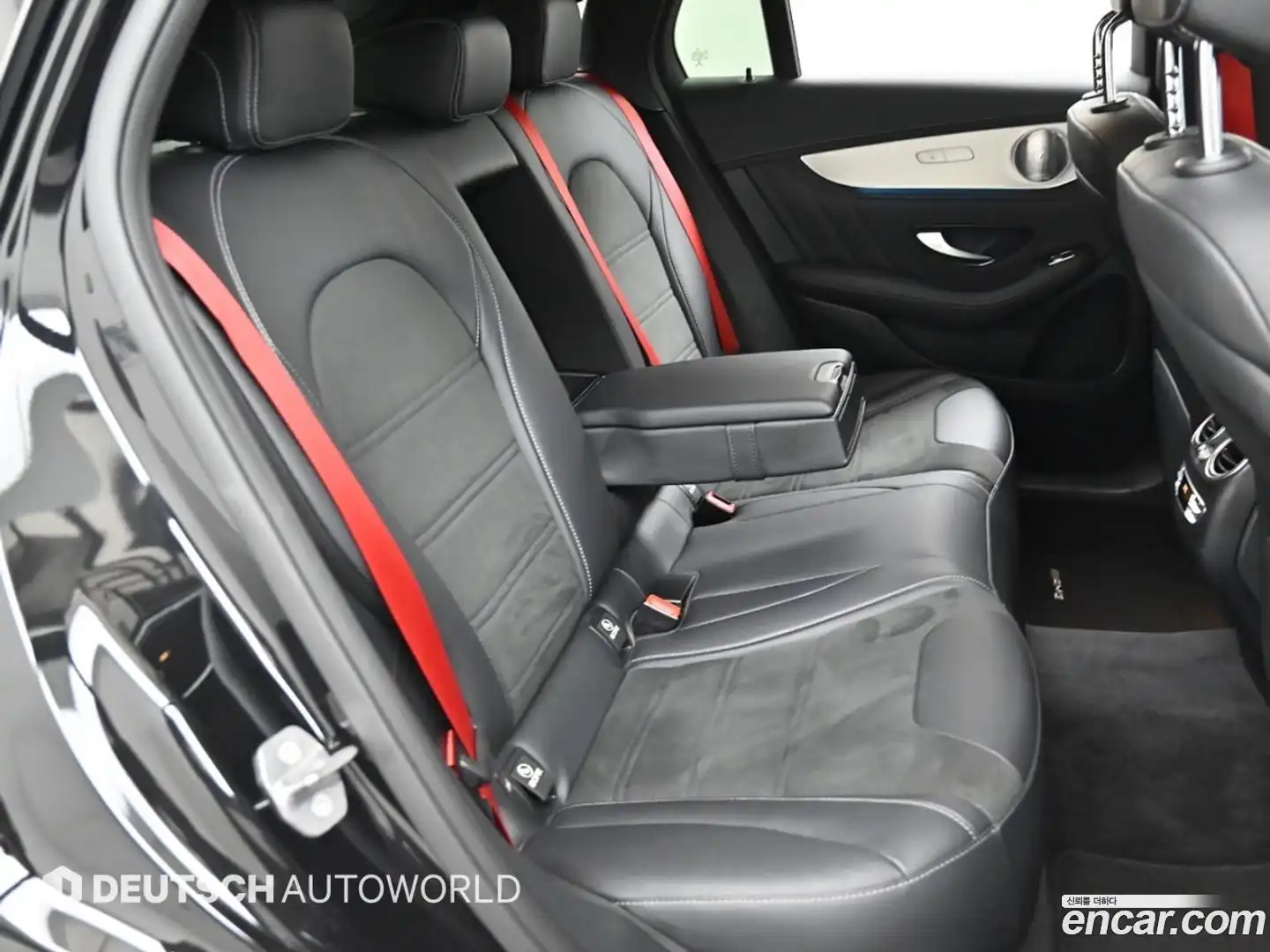 GLC-Class Mercedes-Benz 2019.11-OPTION-016