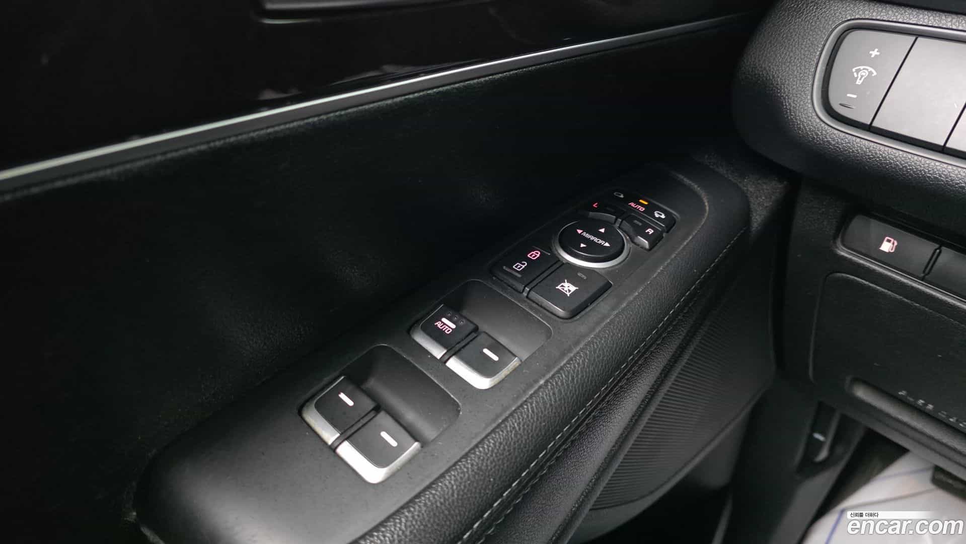 Sorento Kia 2015.4-OPTION-017