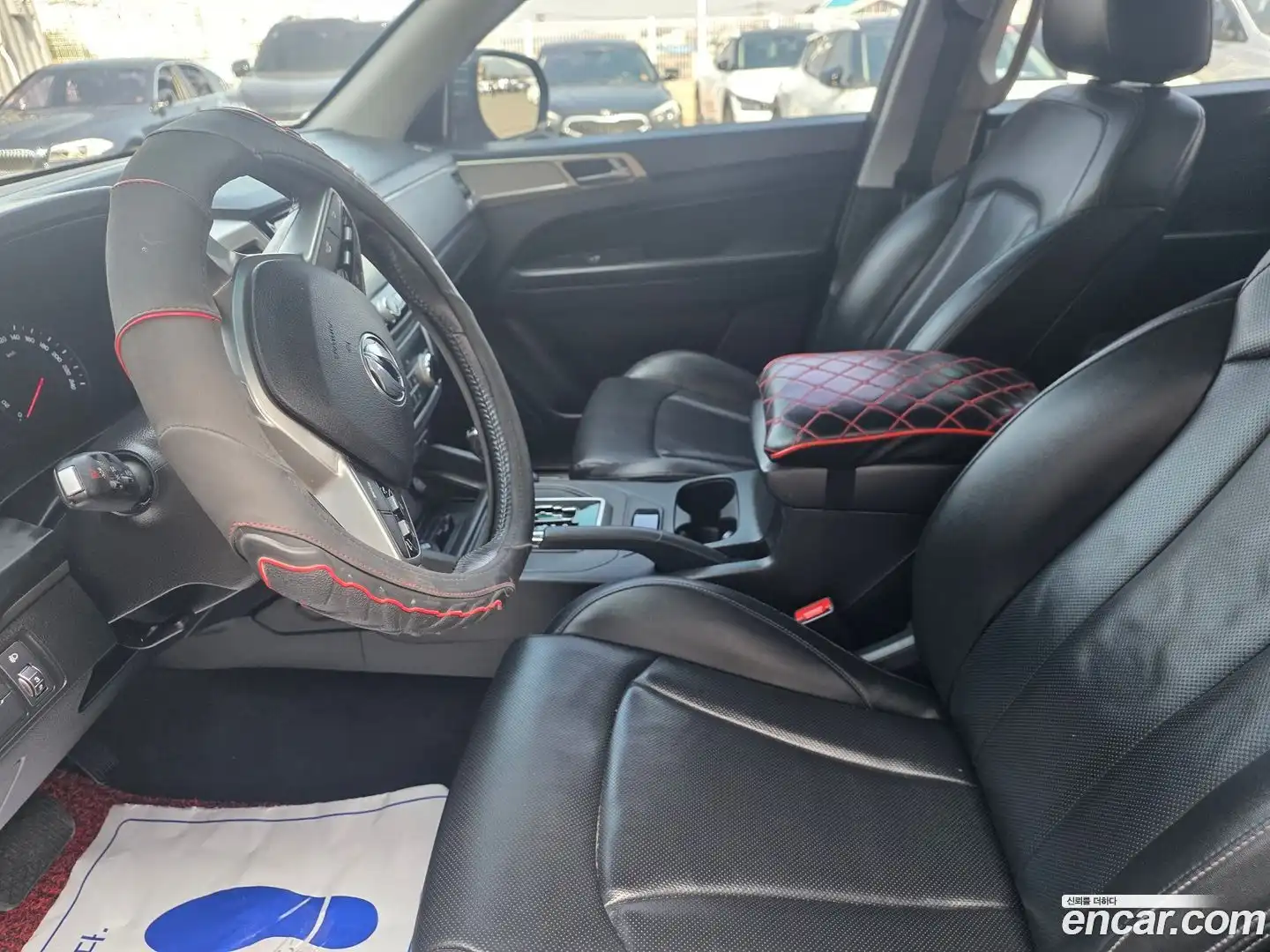 Rexton KG Mobility 2018.2-INNER-010
