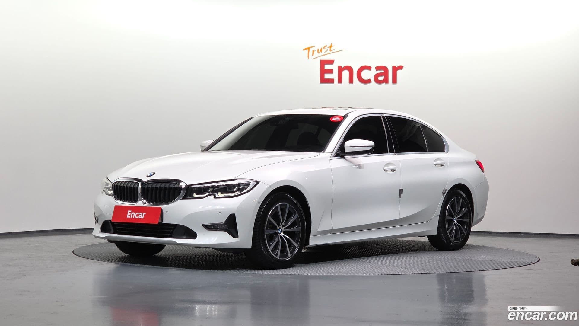 Main__Slider__Photo:3-Series BMW 2019.11-0