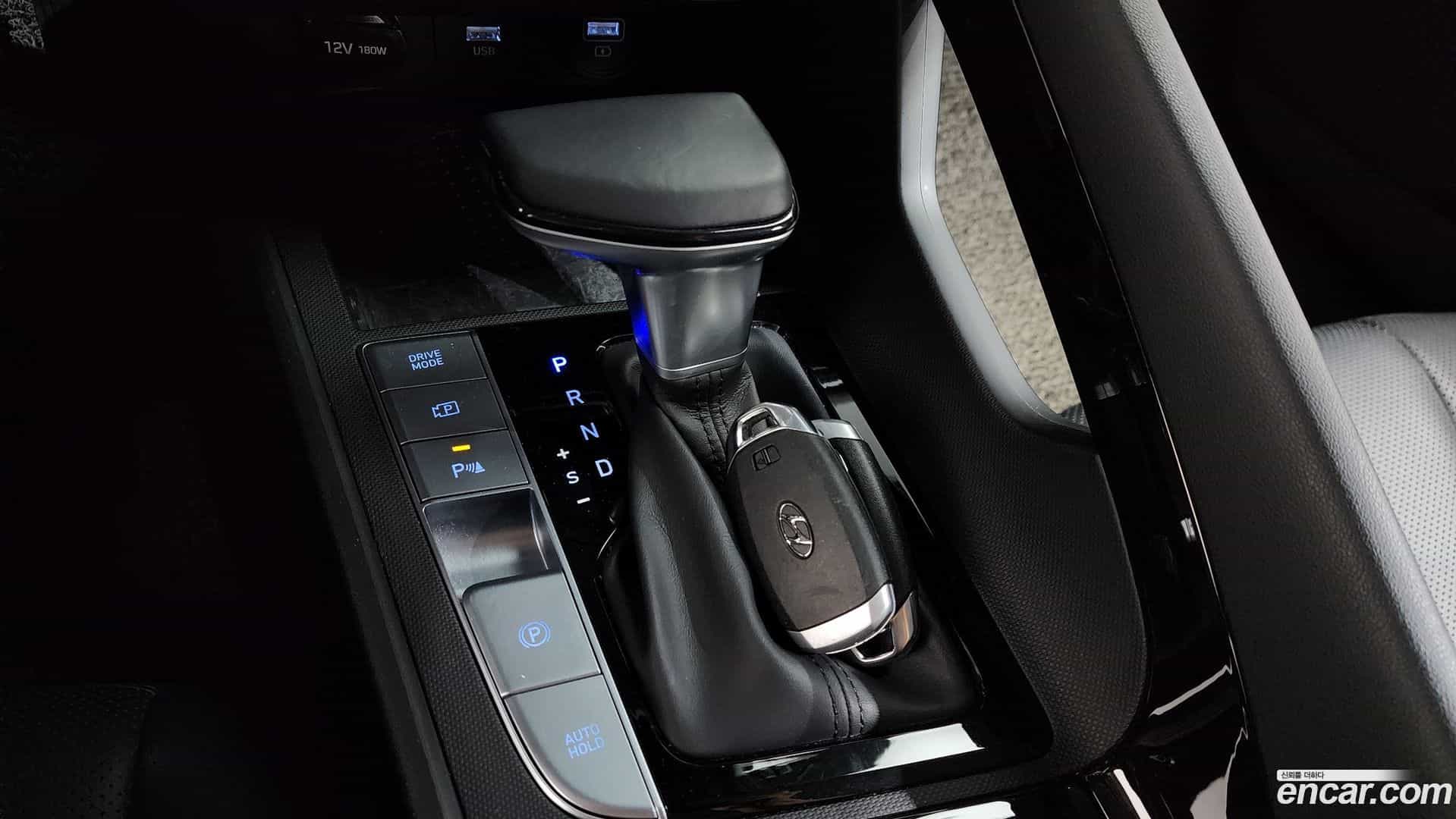 AVANTE Hyundai 2021.3-INNER-009