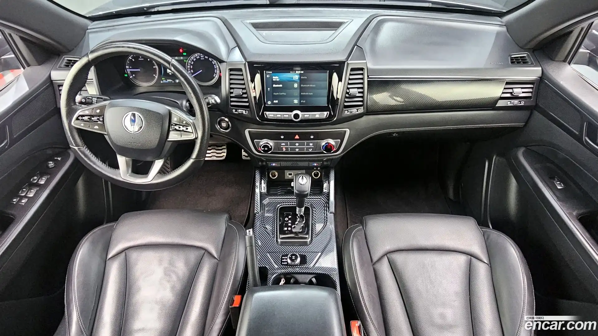 Rexton KG Mobility 2019.10-INNER-007