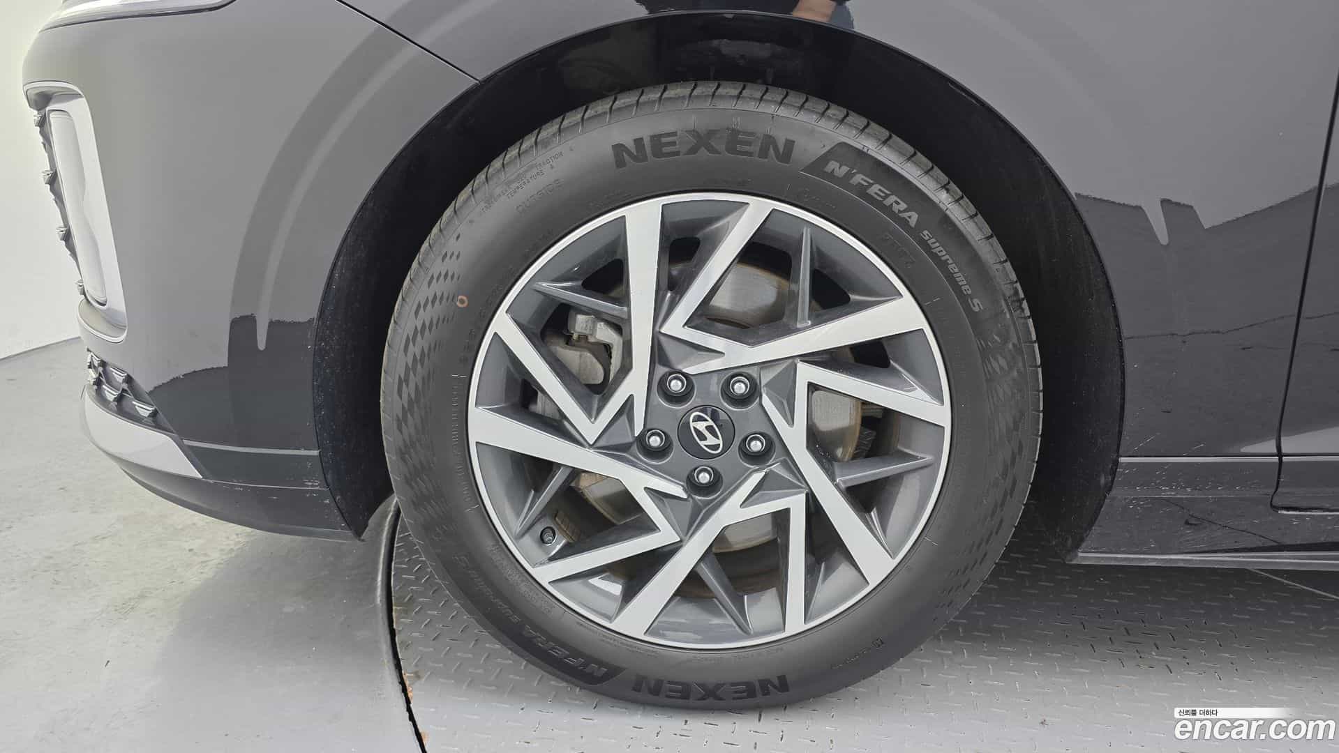Grandeur Hyundai 2023.0-OUTER-005