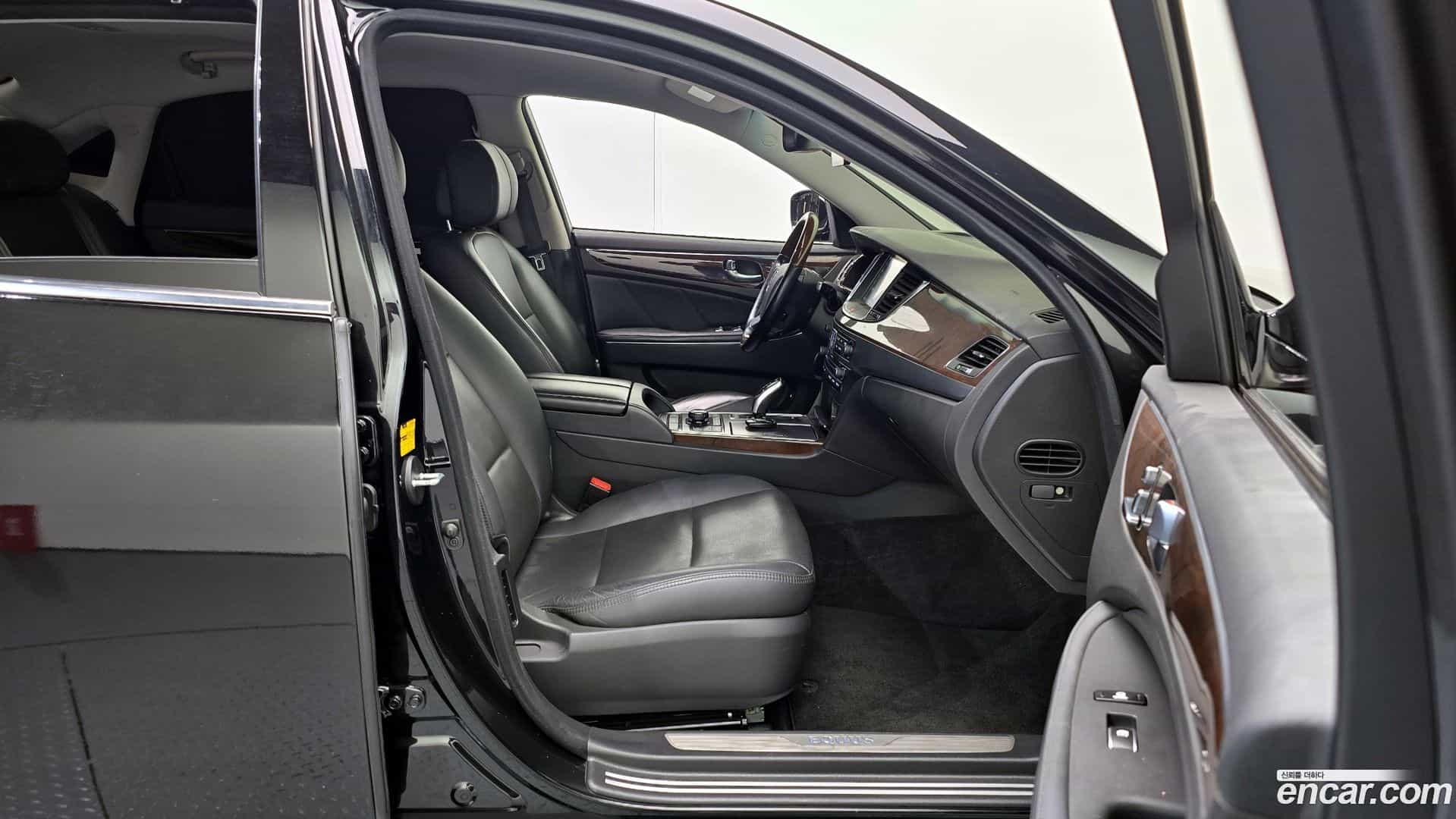 Equus Hyundai 2015.0-INNER-010