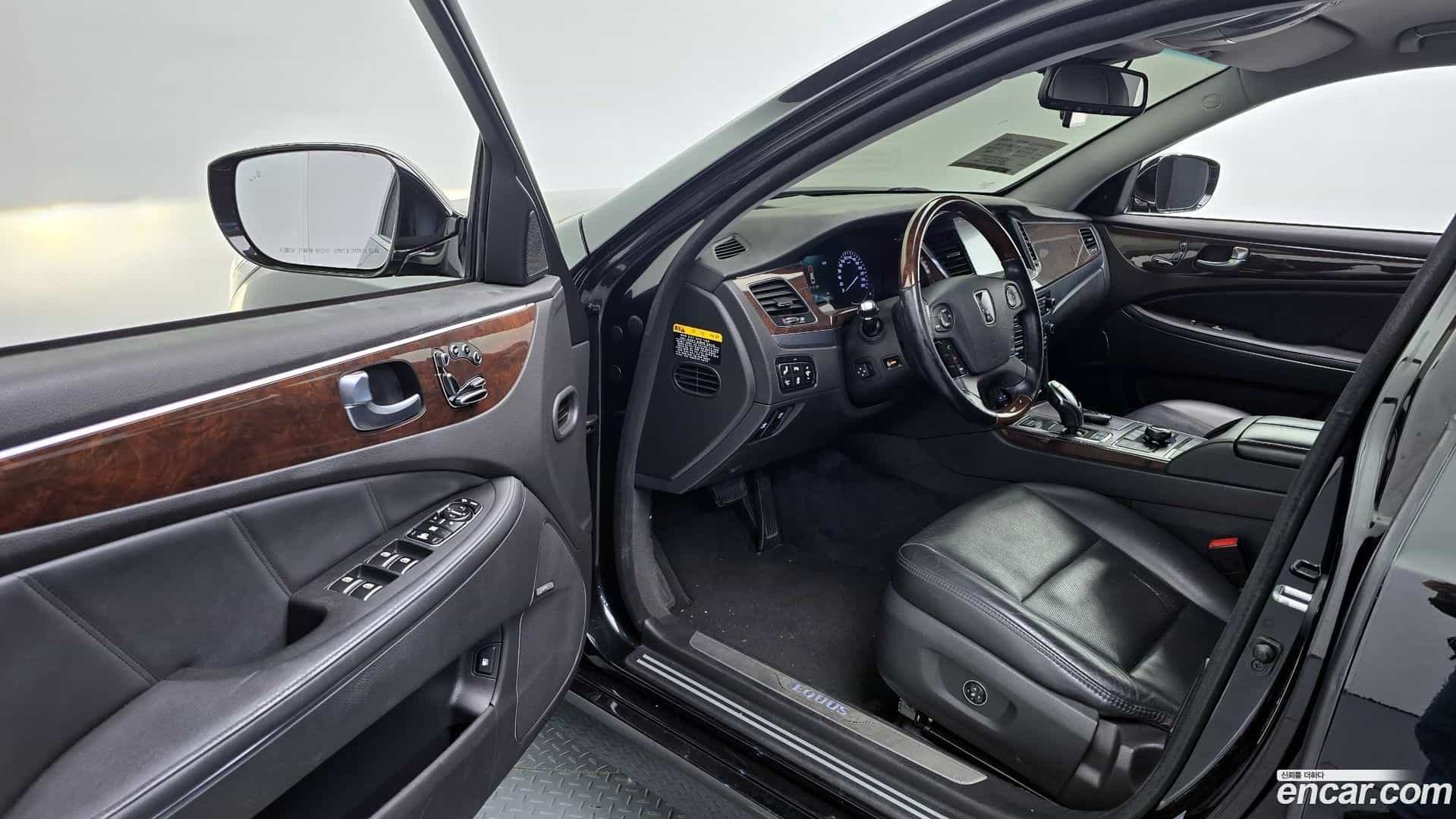 Equus Hyundai 2015.0-OPTION-015