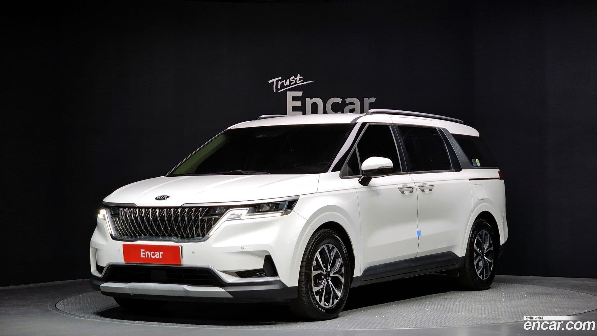 Main__Slider__Photo:Canival Kia 2021.2-0