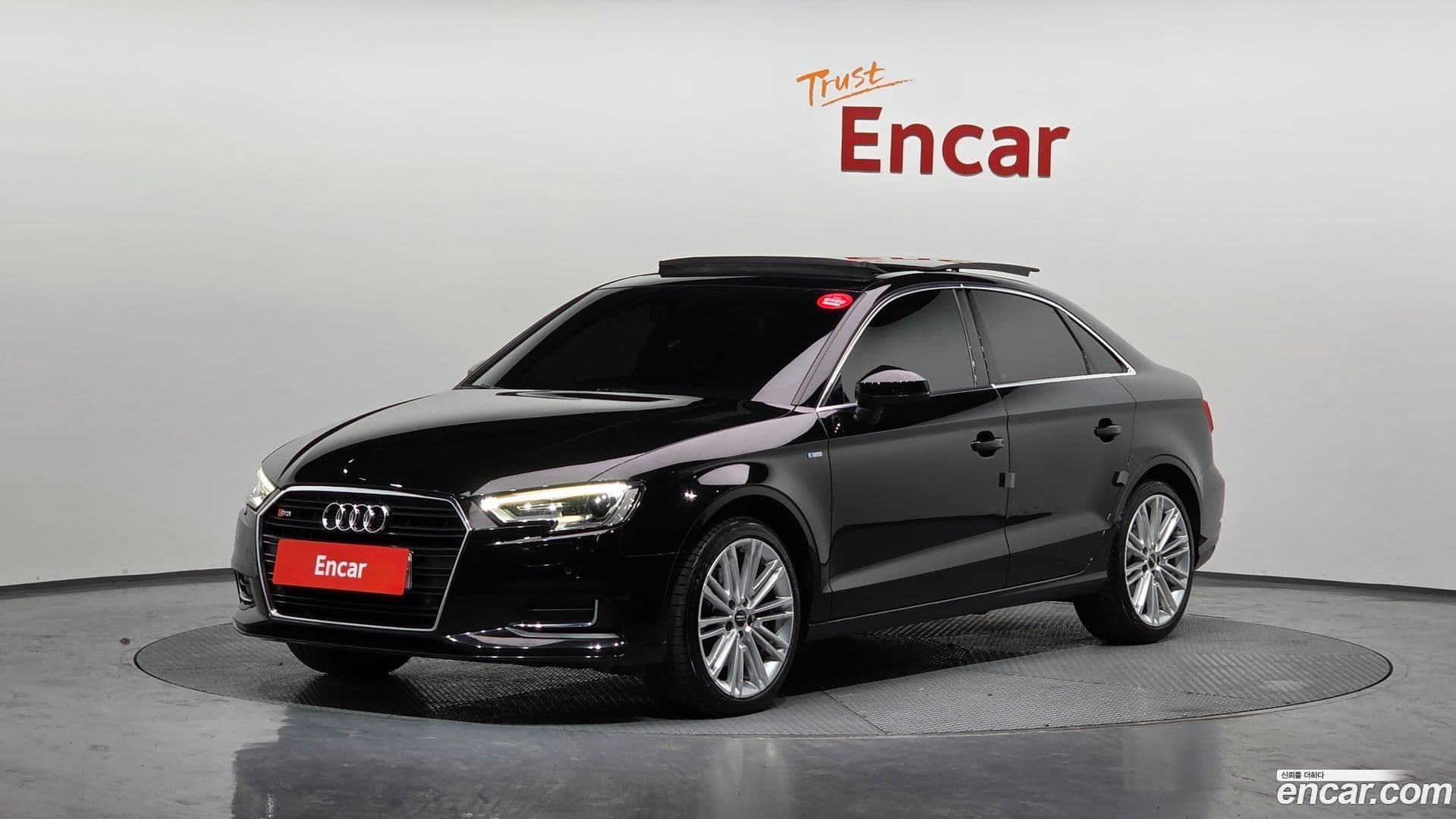 Main__Slider__Photo:A3 Audi 2018.8-0