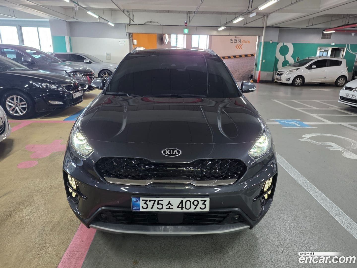 Main__Slider__Photo:Niro Kia 2021.0-0