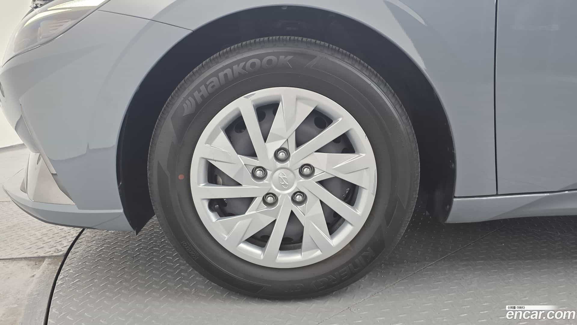 AVANTE Hyundai 2022.2-OUTER-005