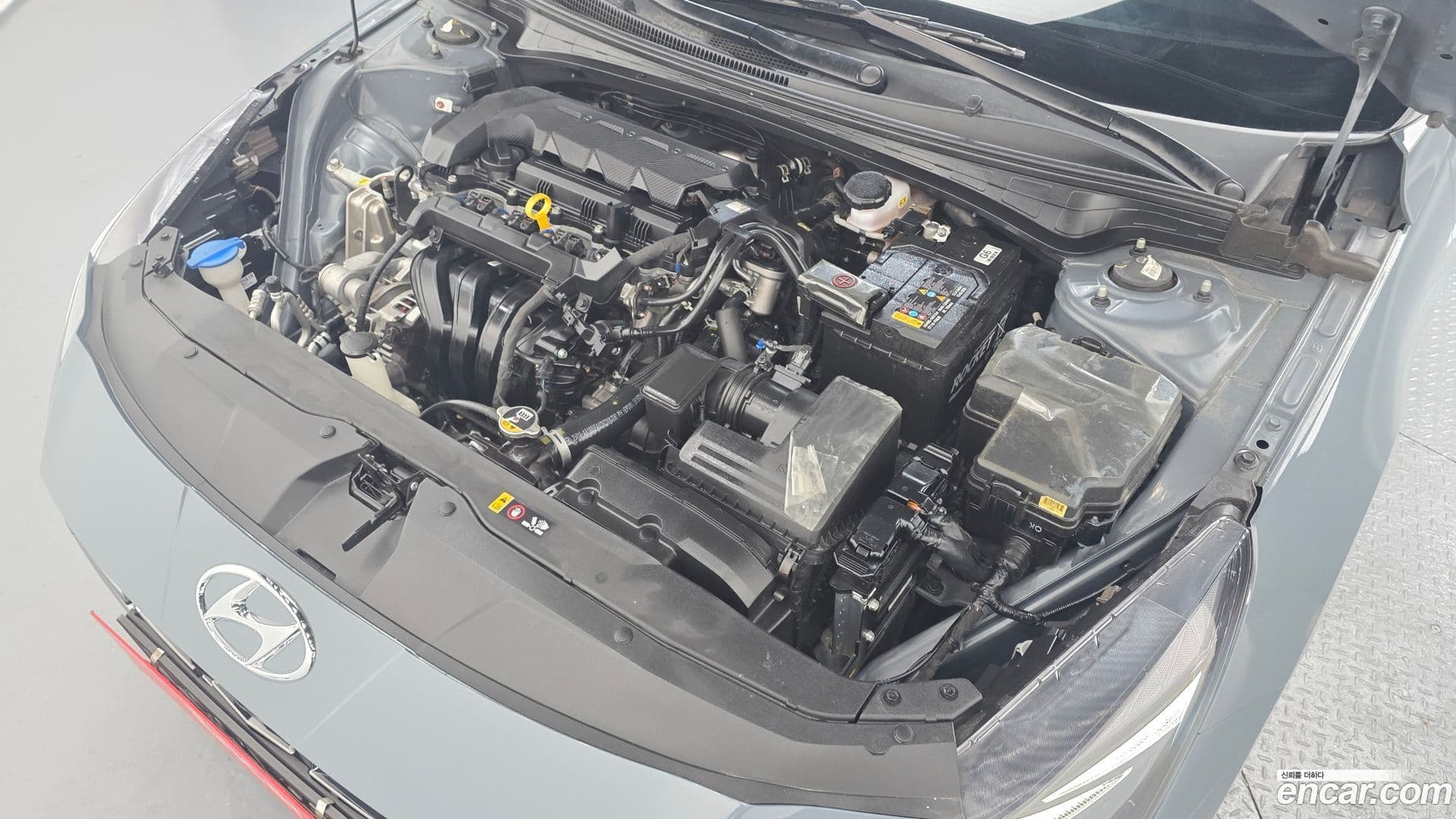 Main__Slider__Photo:AVANTE Hyundai 2022.2-5