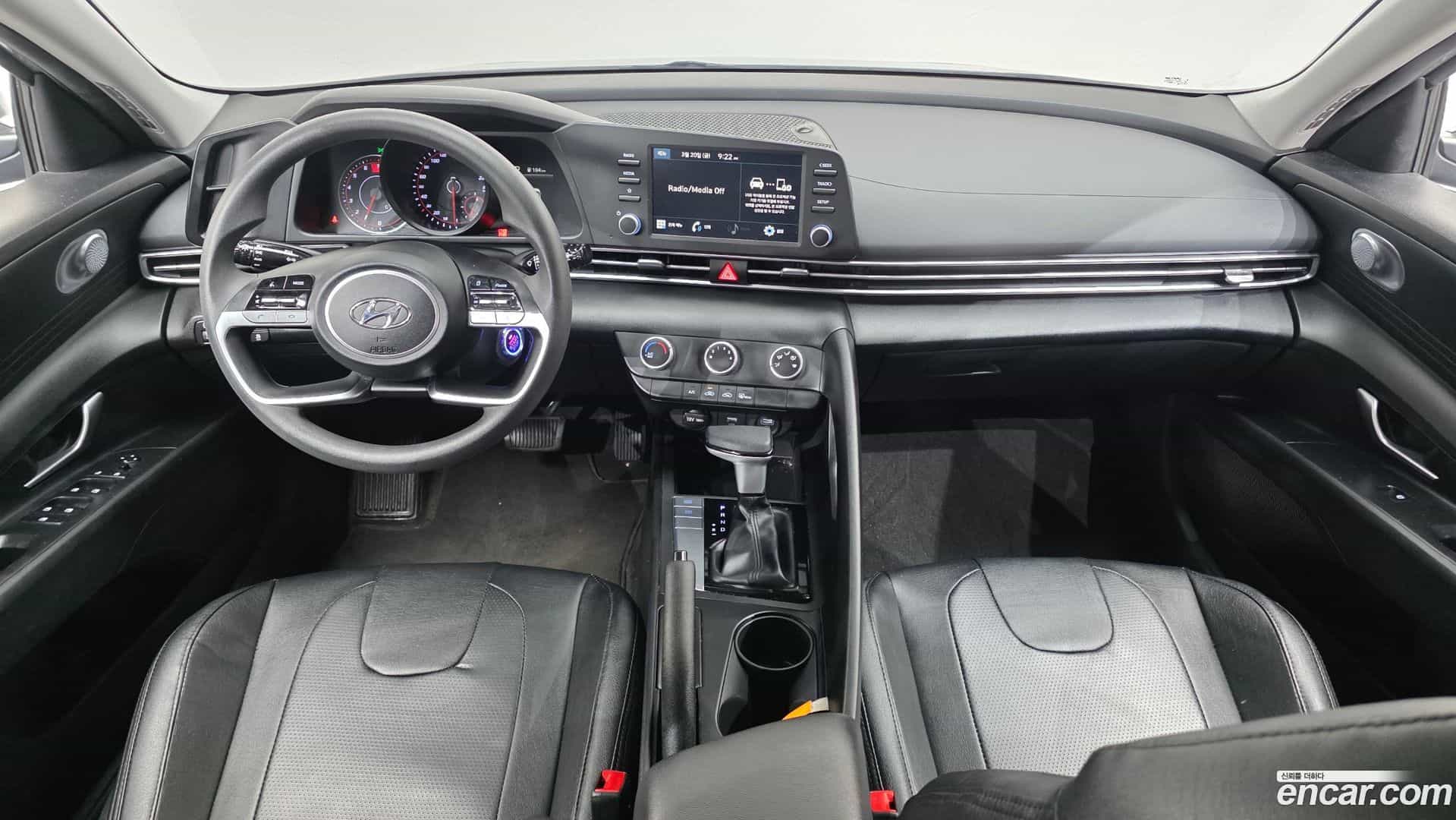AVANTE Hyundai 2022.2-INNER-007