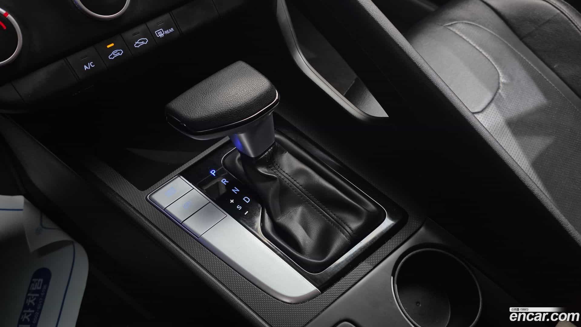 AVANTE Hyundai 2022.2-INNER-009