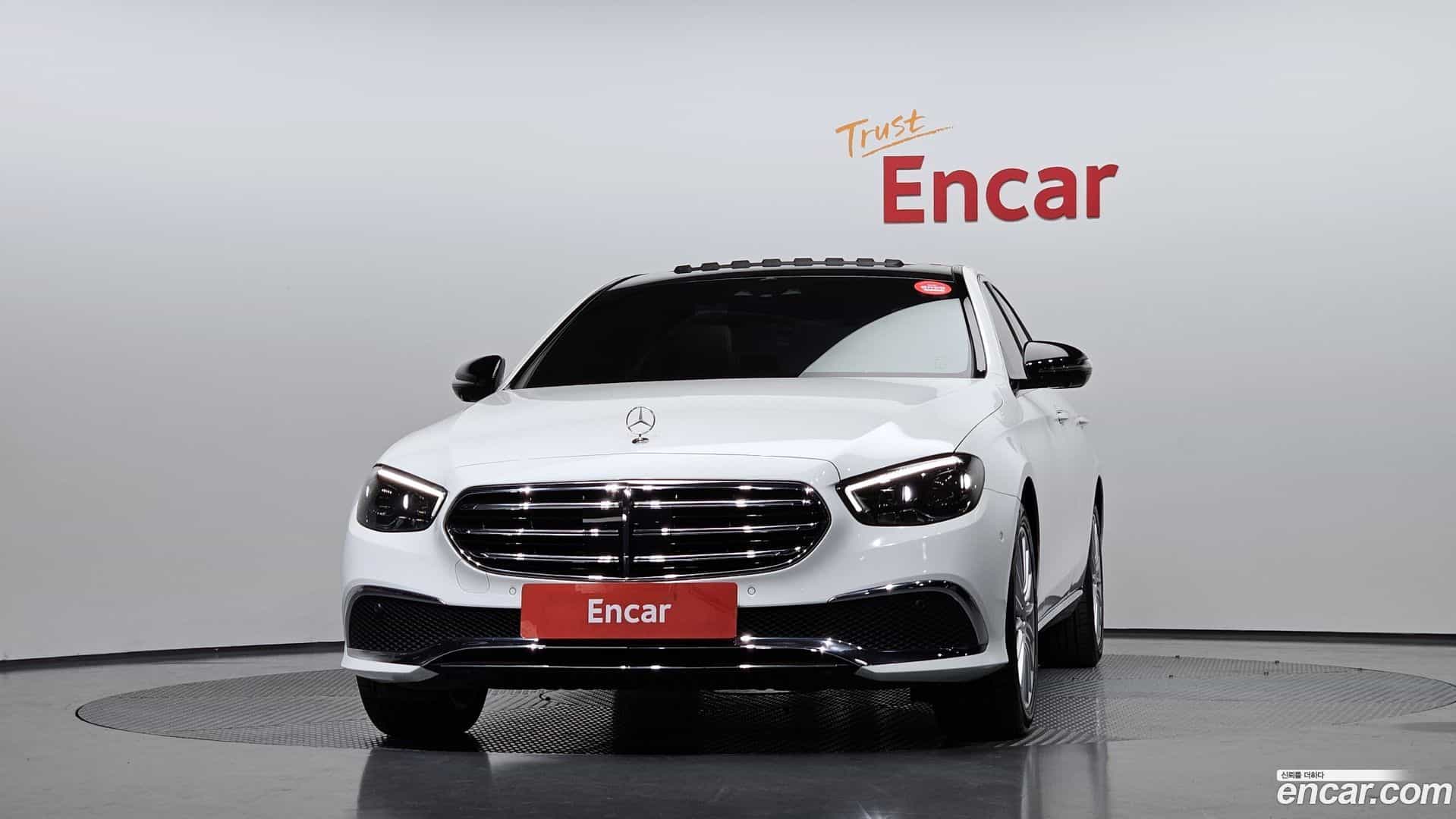 E-Class Mercedes-Benz 2022.4-OUTER-003