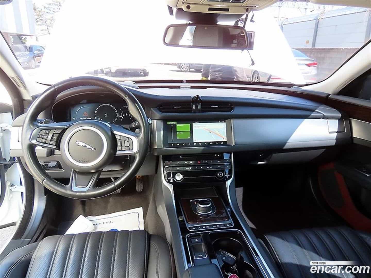 XF Jaguar 2018.6-INNER-007