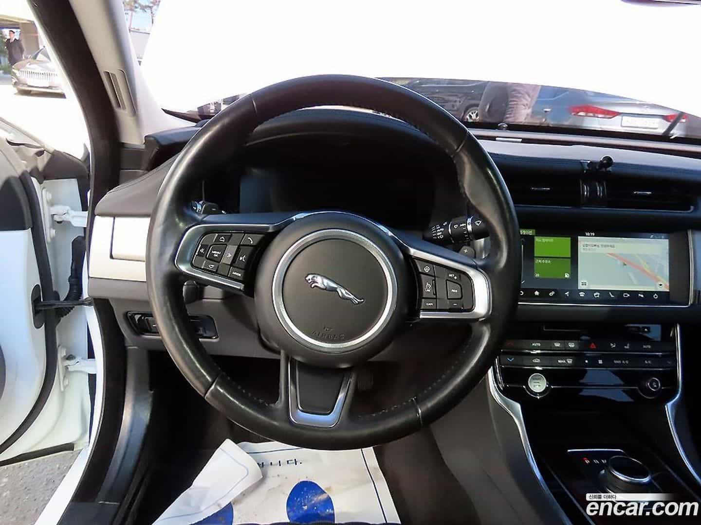 XF Jaguar 2018.6-INNER-008