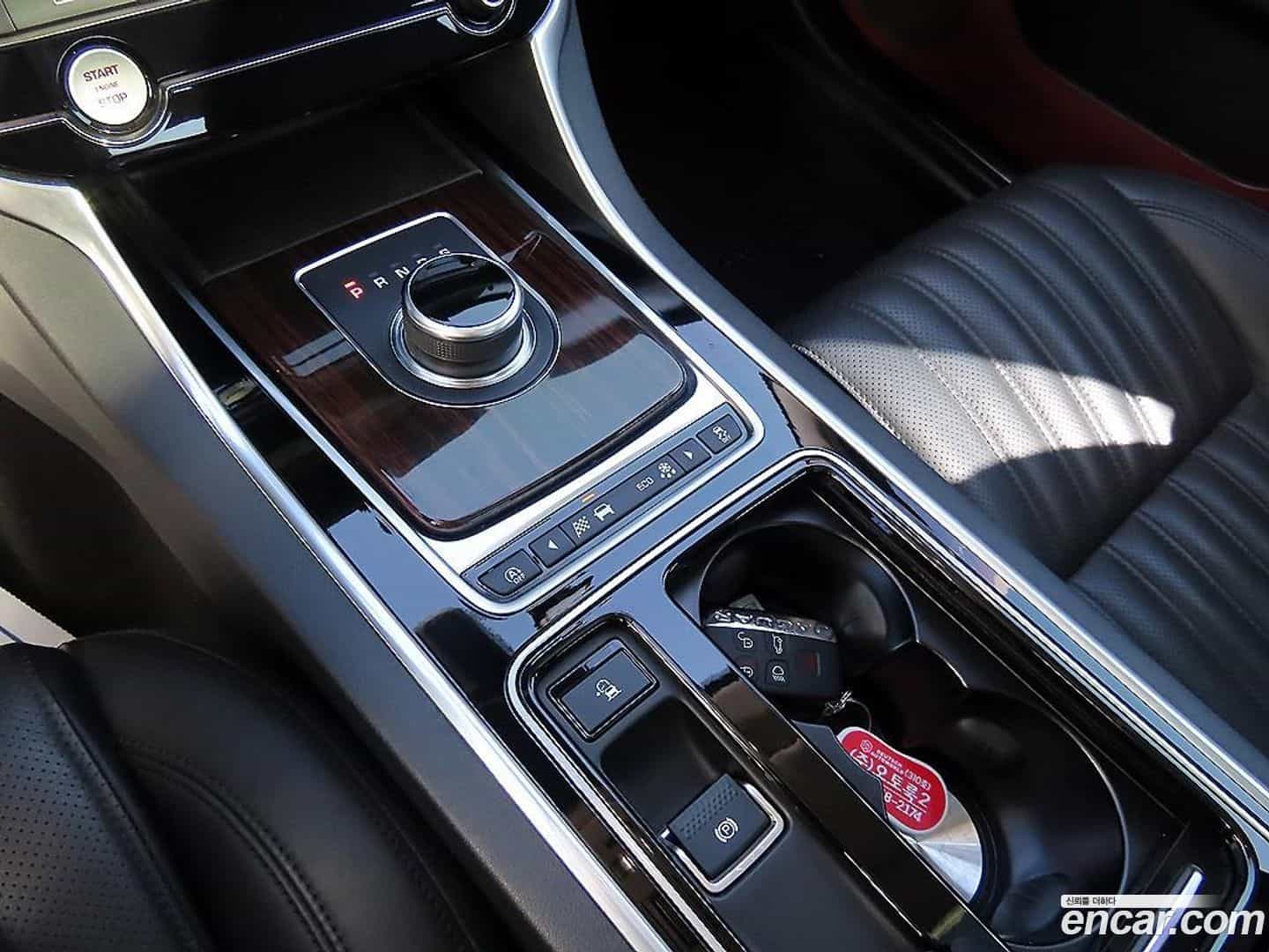 XF Jaguar 2018.6-OPTION-015