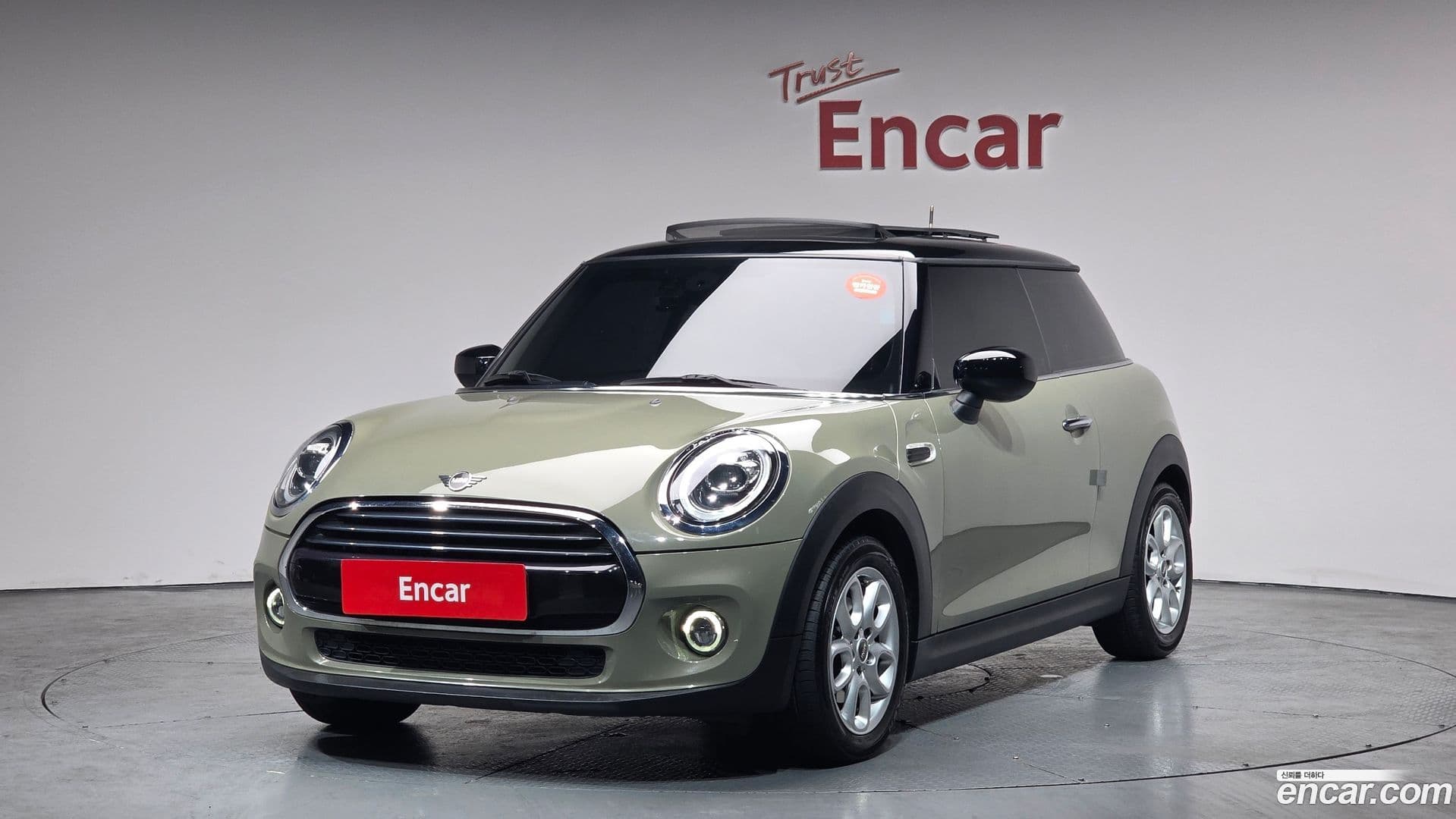 Main__Slider__Photo:Cooper Mini 2020.3-0