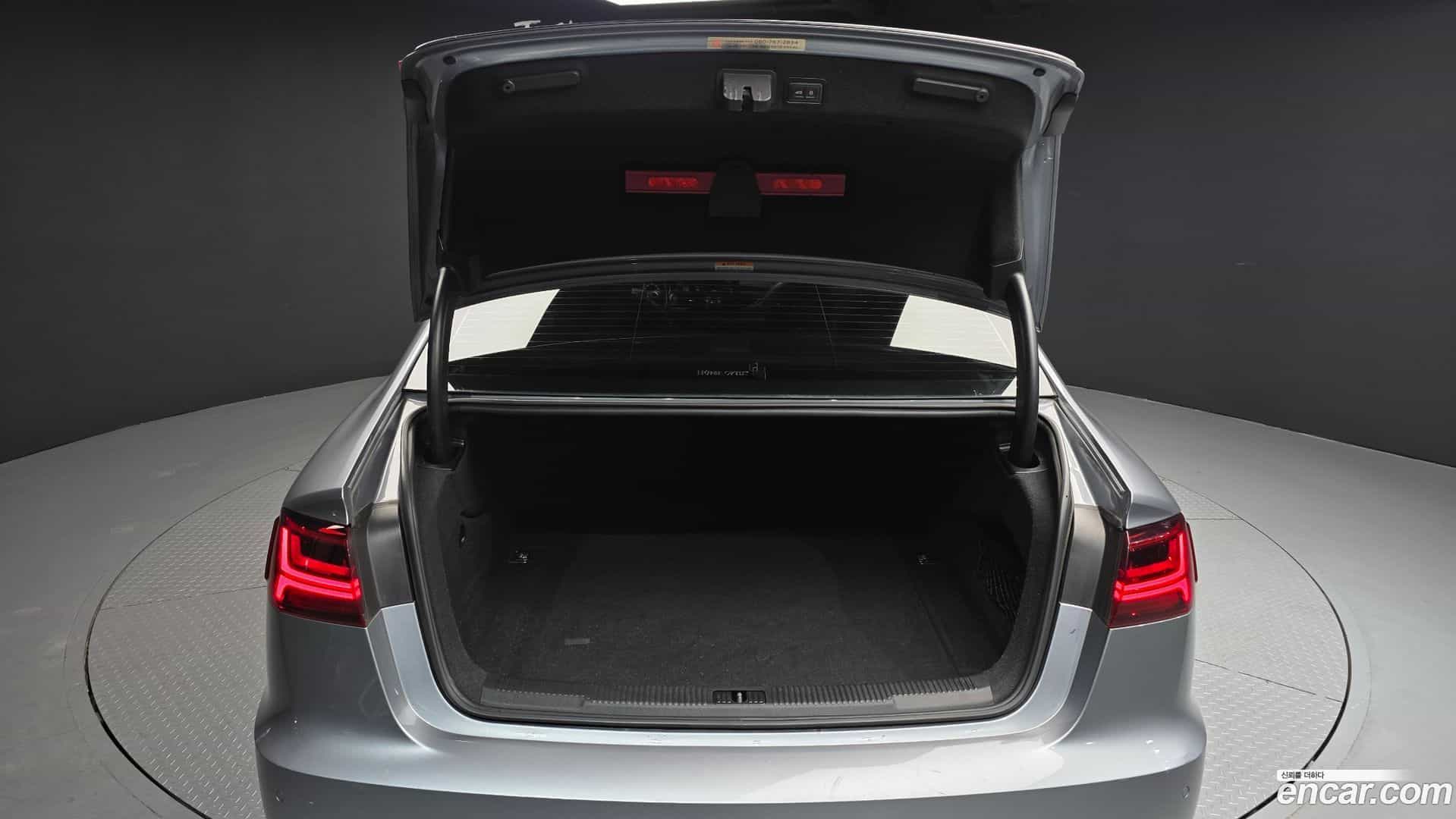 A6 Audi 2018.4-OPTION-024