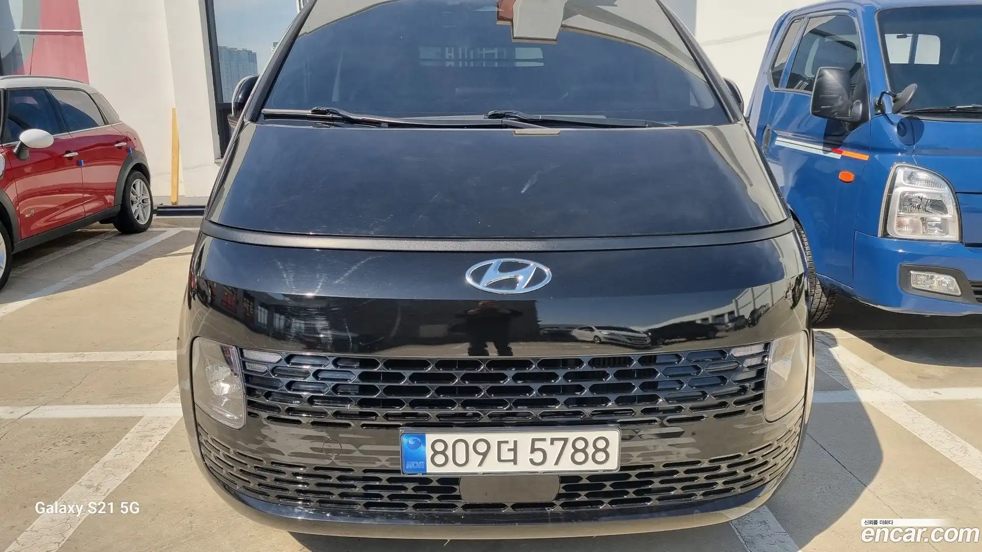 Staria Hyundai 2023.0-OUTER-003