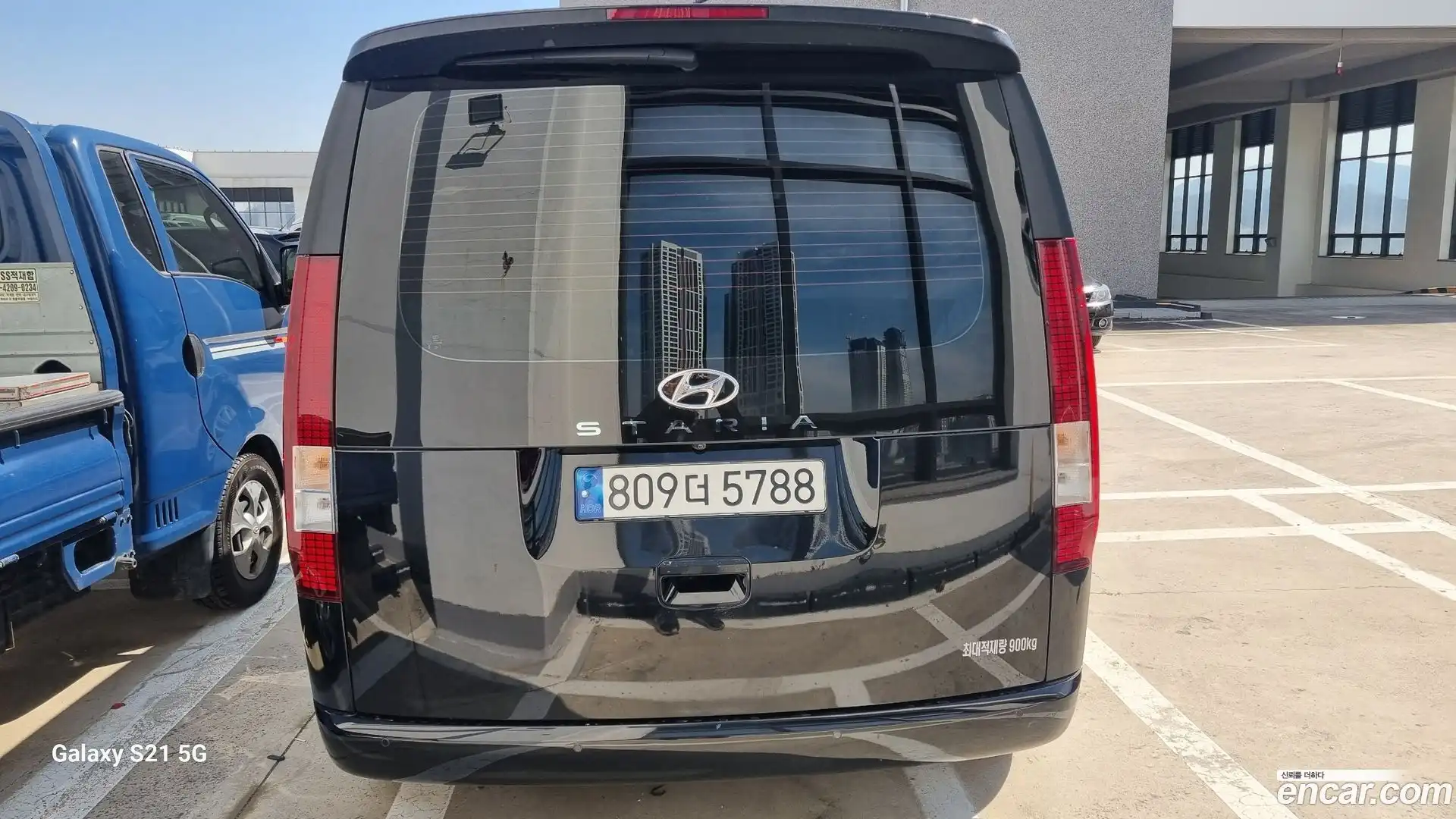 Staria Hyundai 2023.0-OUTER-004