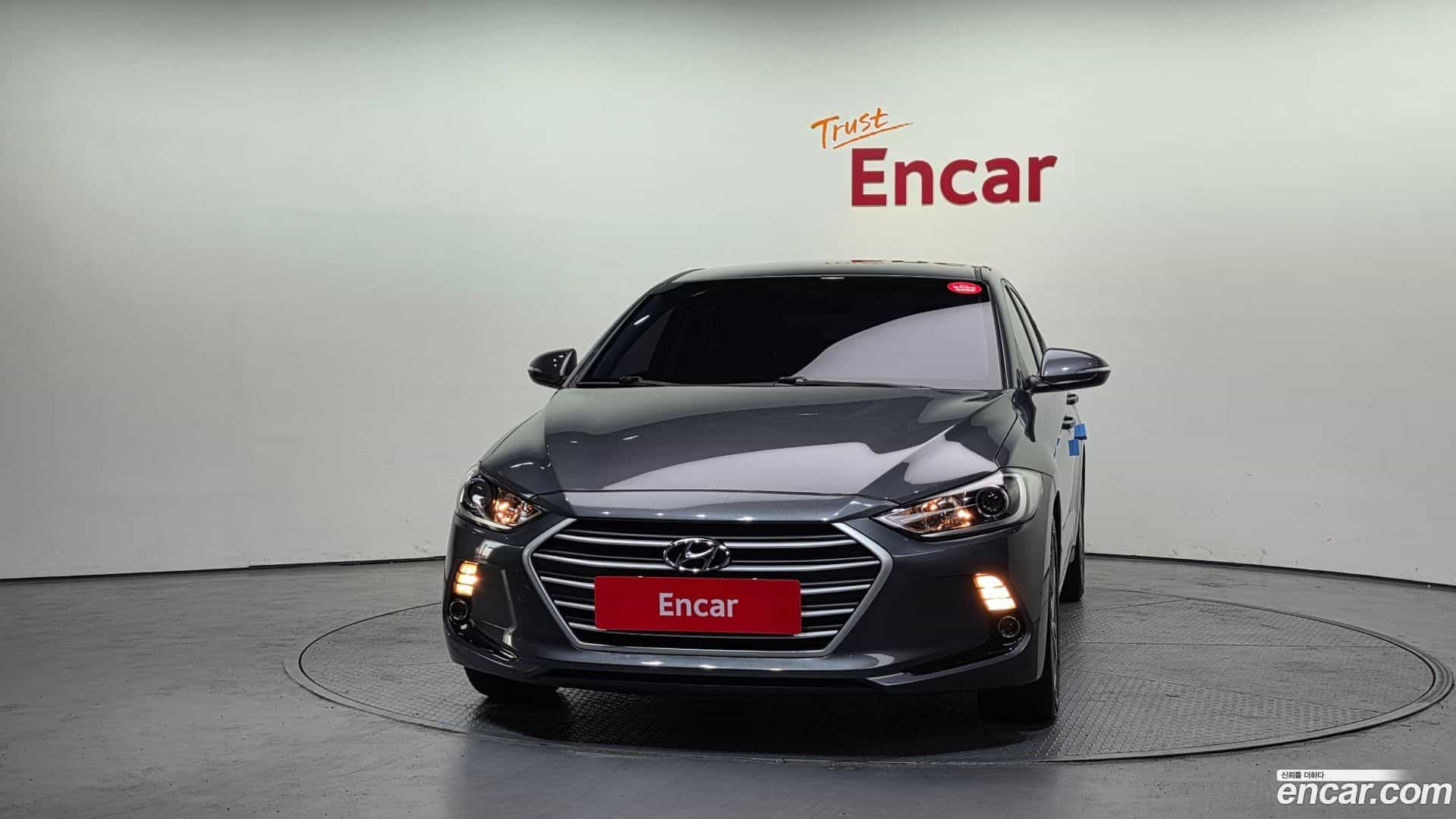 AVANTE Hyundai 2017.10-OUTER-003