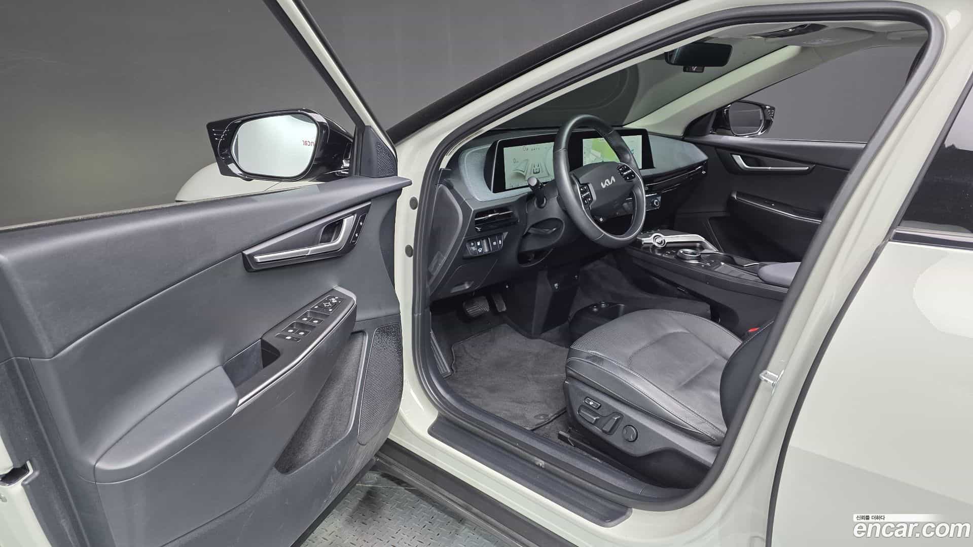 EV6 Kia 2022.0-INNER-010