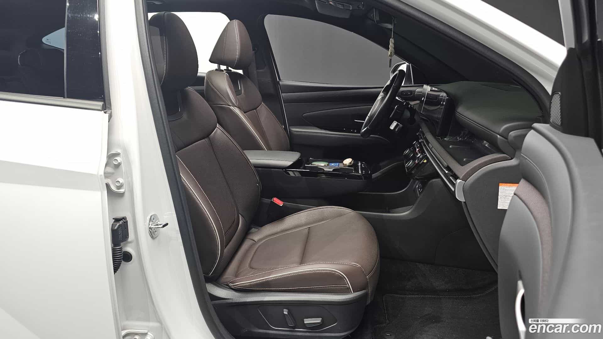 Tucson Hyundai 2025.2-INNER-010