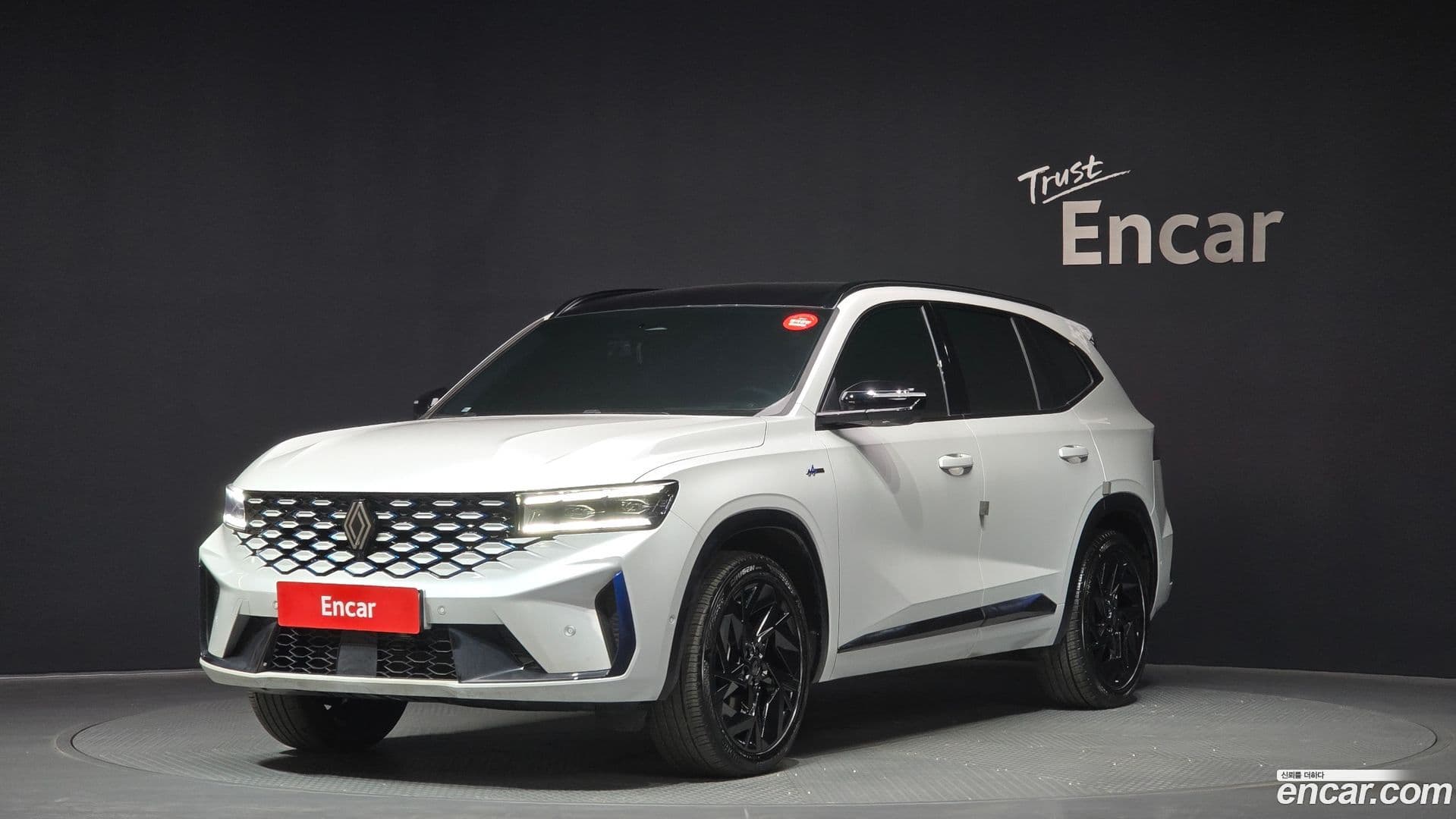 Main__Slider__Photo:Grand Koleos Renault Korea 2025.2-0