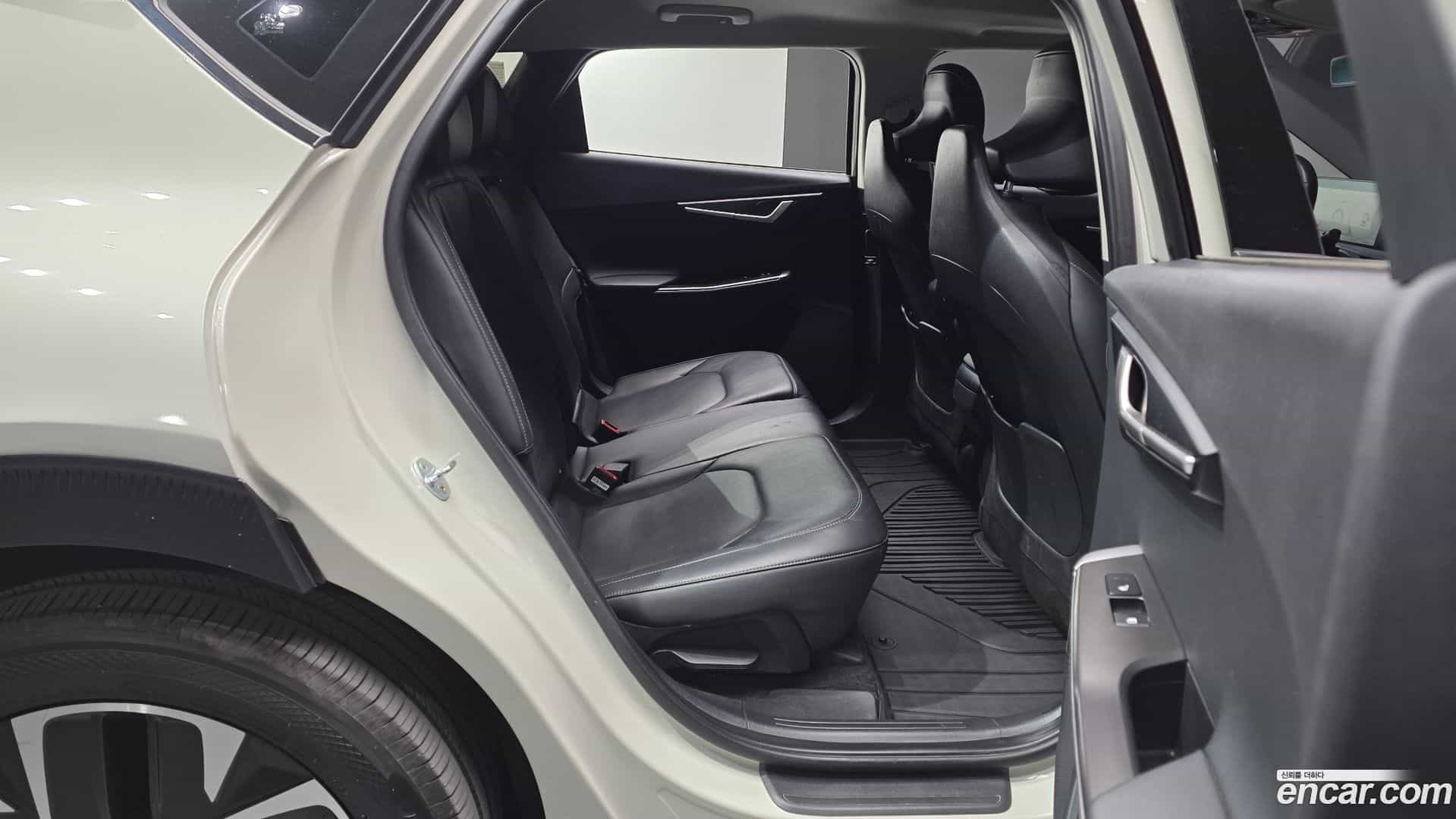 EV6 Kia 2021.11-OPTION-016