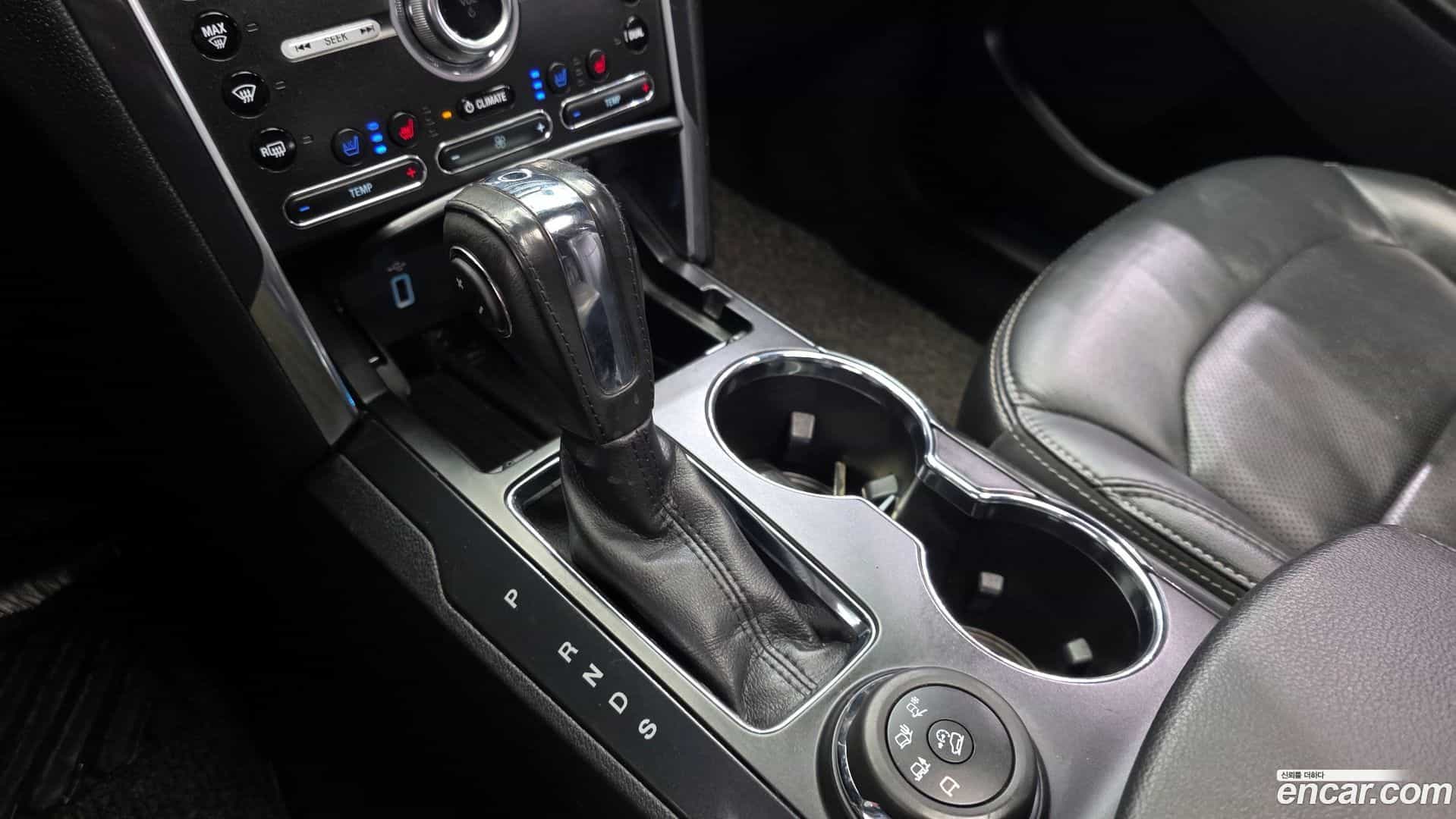 Explorer Ford 2019.1-INNER-009