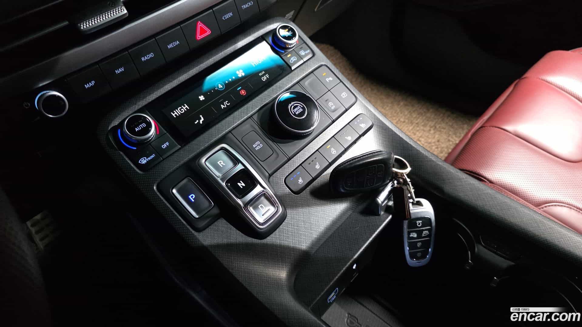 Palisade Hyundai 2023.1-INNER-009