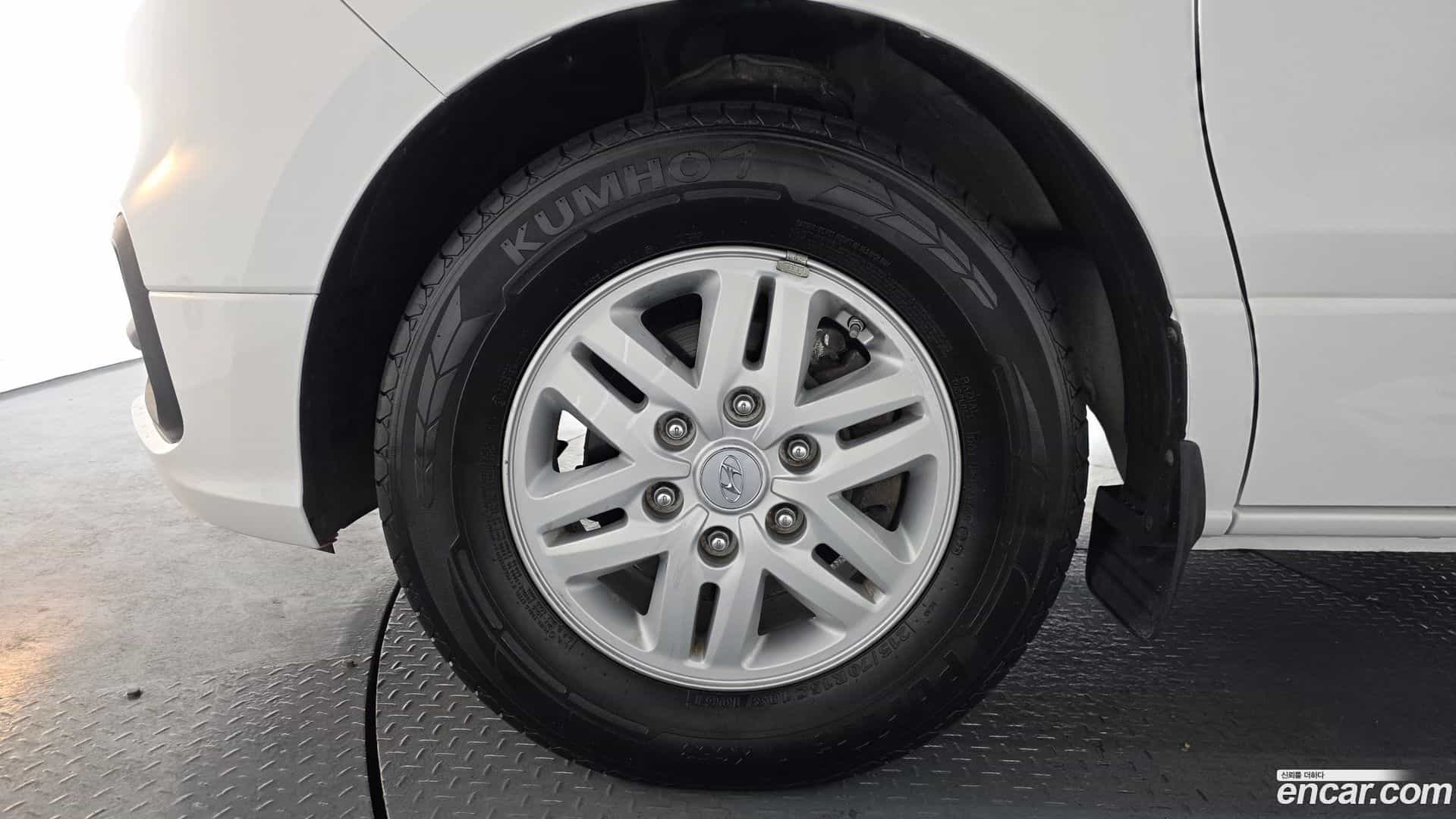 Starex Hyundai 2019.5-OUTER-005