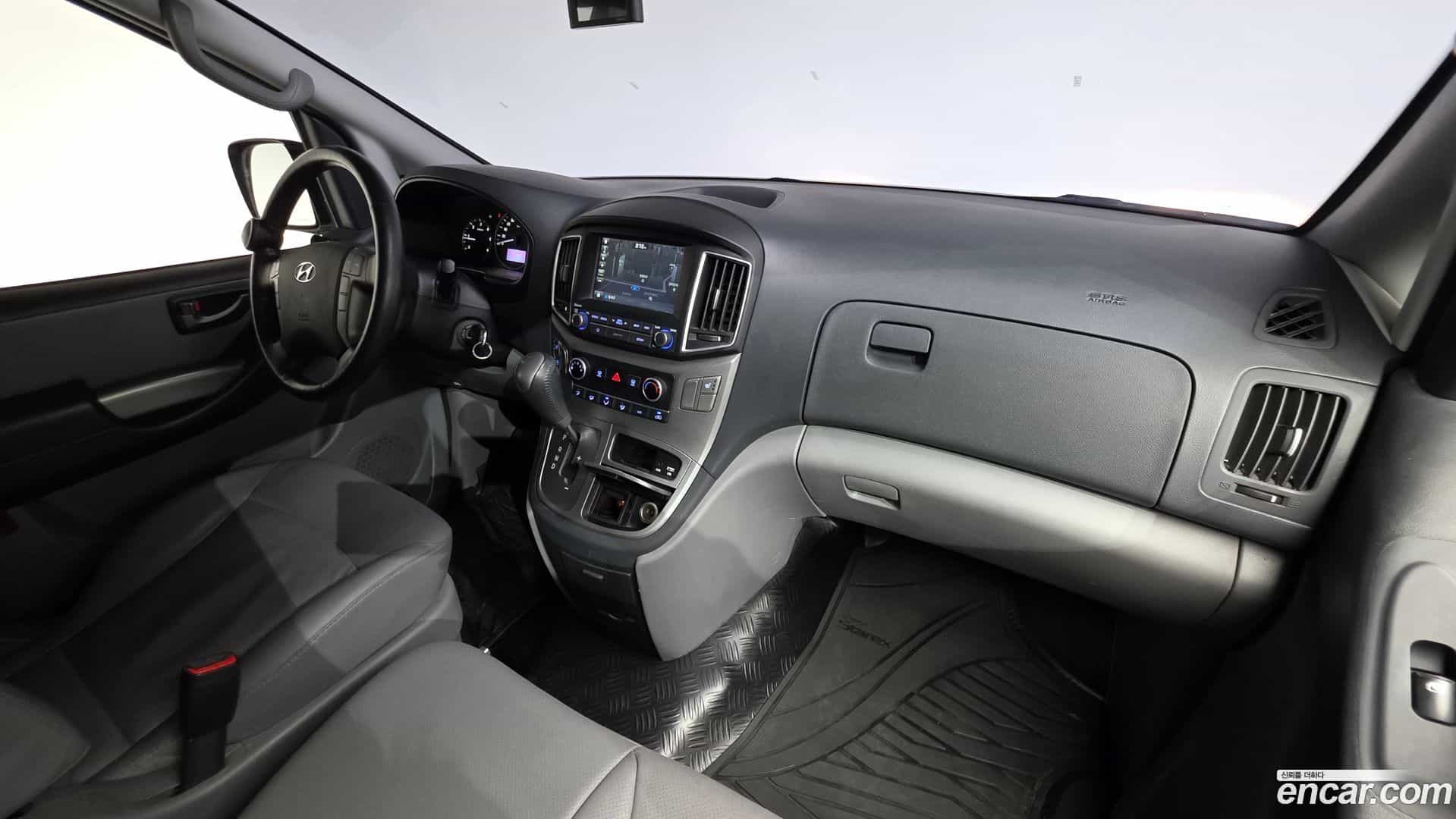 Starex Hyundai 2019.5-INNER-007