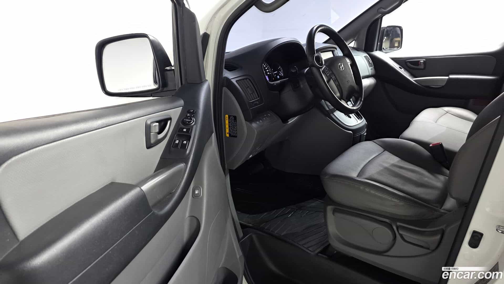 Starex Hyundai 2019.5-OPTION-015