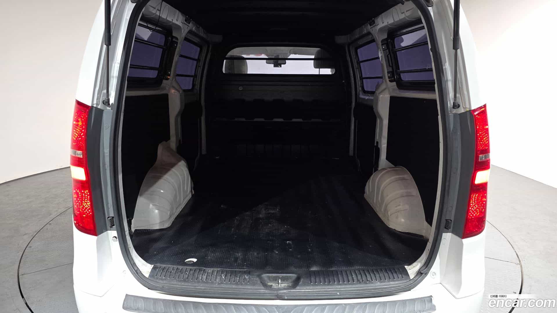Starex Hyundai 2019.5-OPTION-024