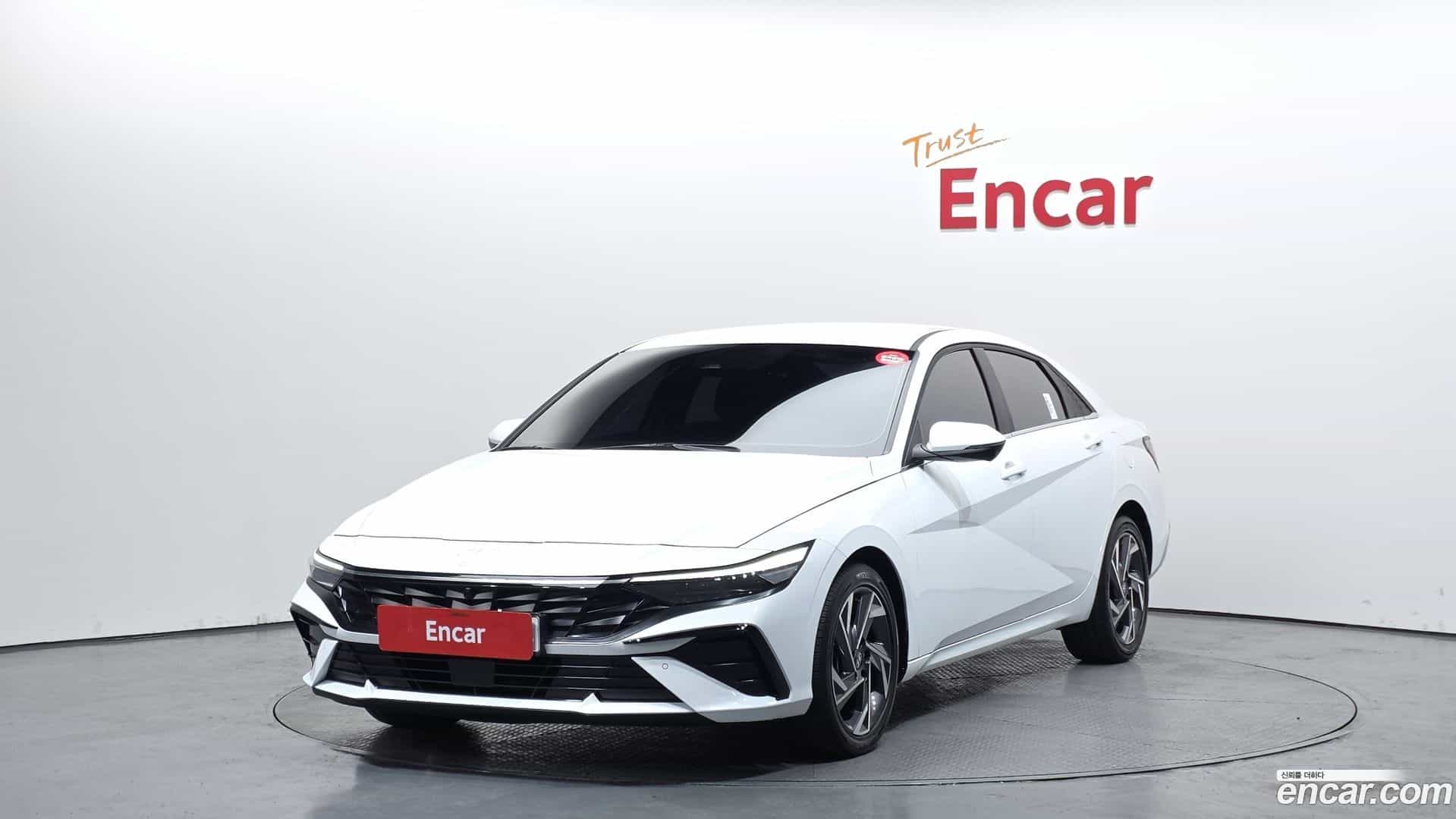 AVANTE Hyundai 2024.5-OUTER-001