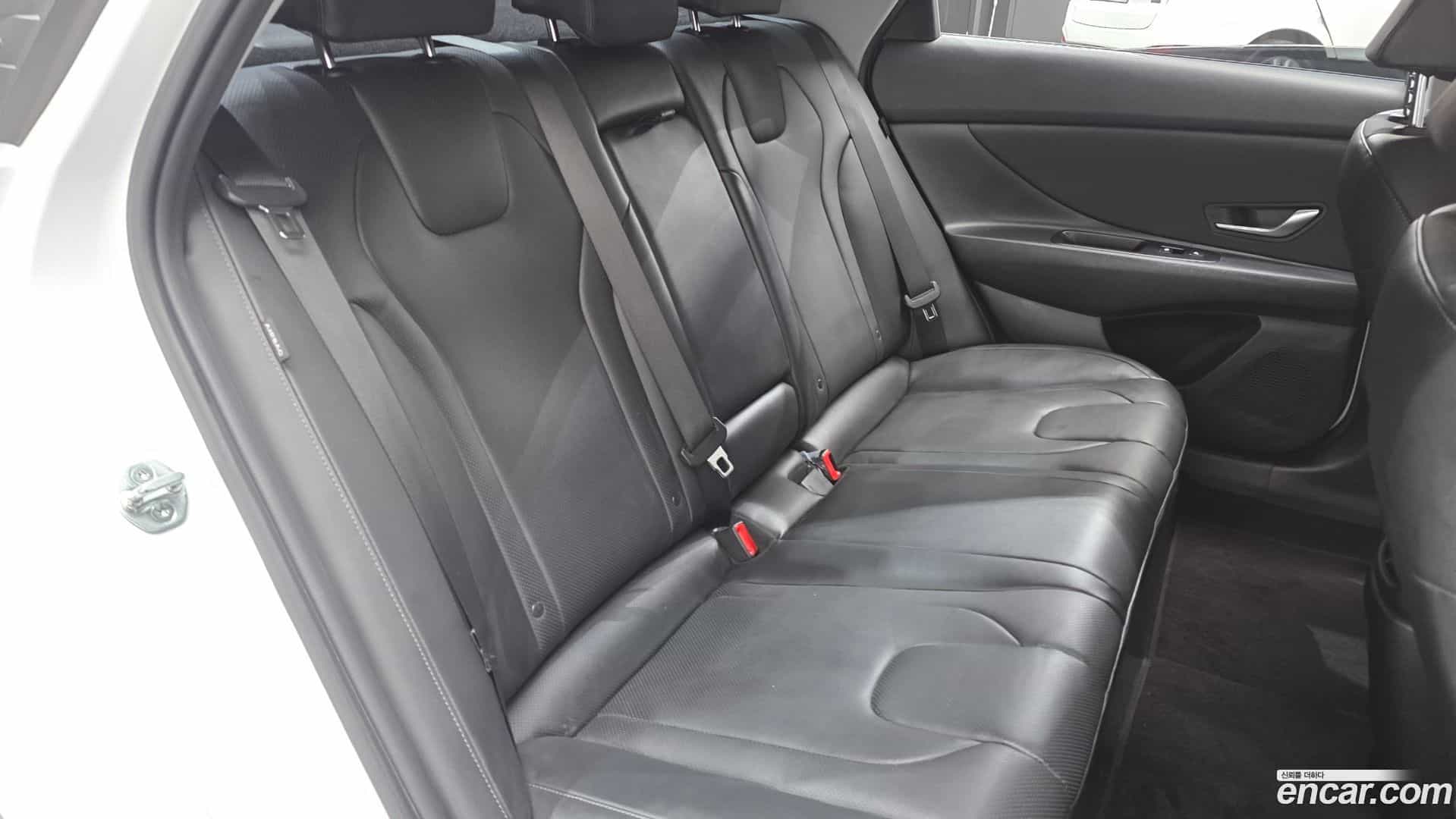 AVANTE Hyundai 2024.5-OPTION-016