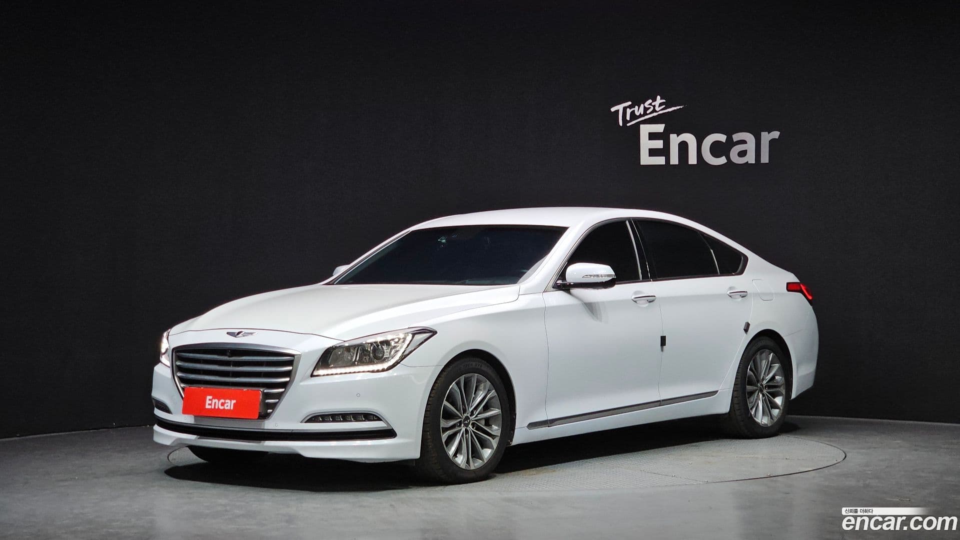 Main__Slider__Photo:Genesis Hyundai 2015.0-0