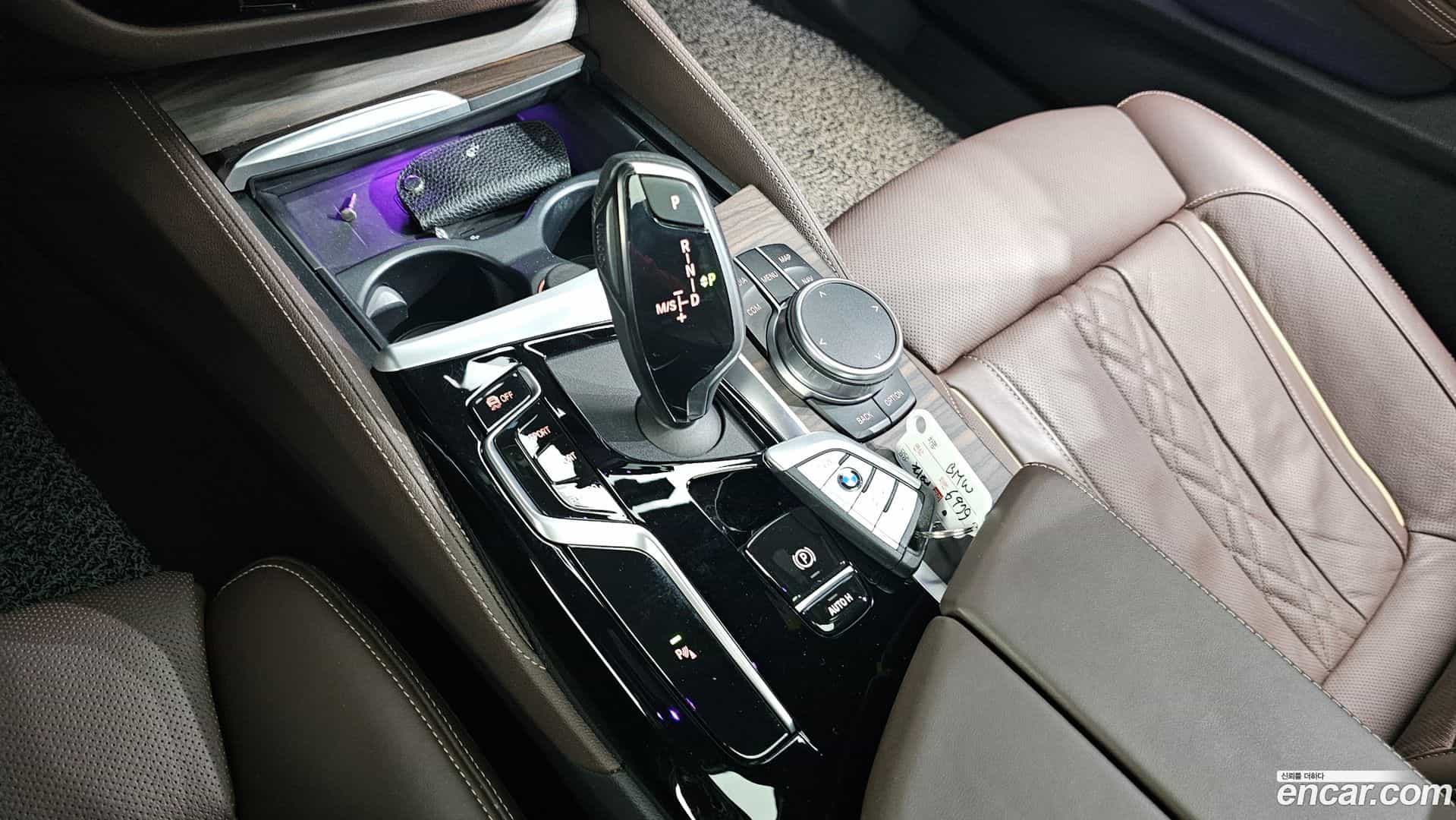 5-Series BMW 2020.9-INNER-009