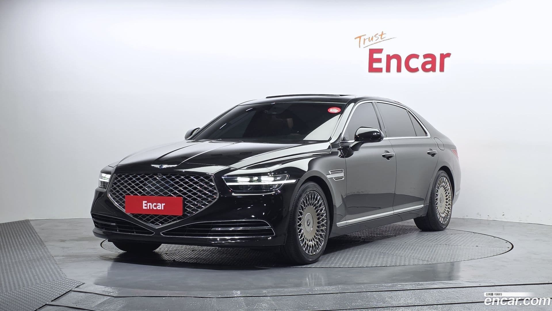 Main__Slider__Photo:G90 Genesis 2019.2-0