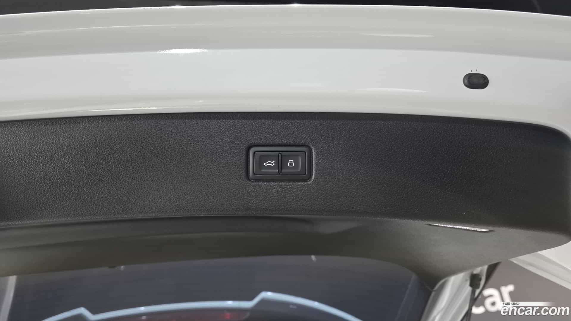 Q7 Audi 2023.2-OPTION-024