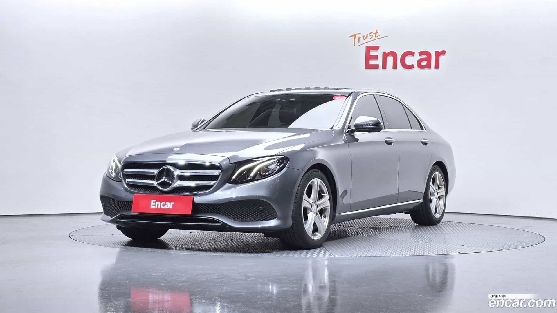 E-Class Mercedes-Benz 2017.0-OUTER-001
