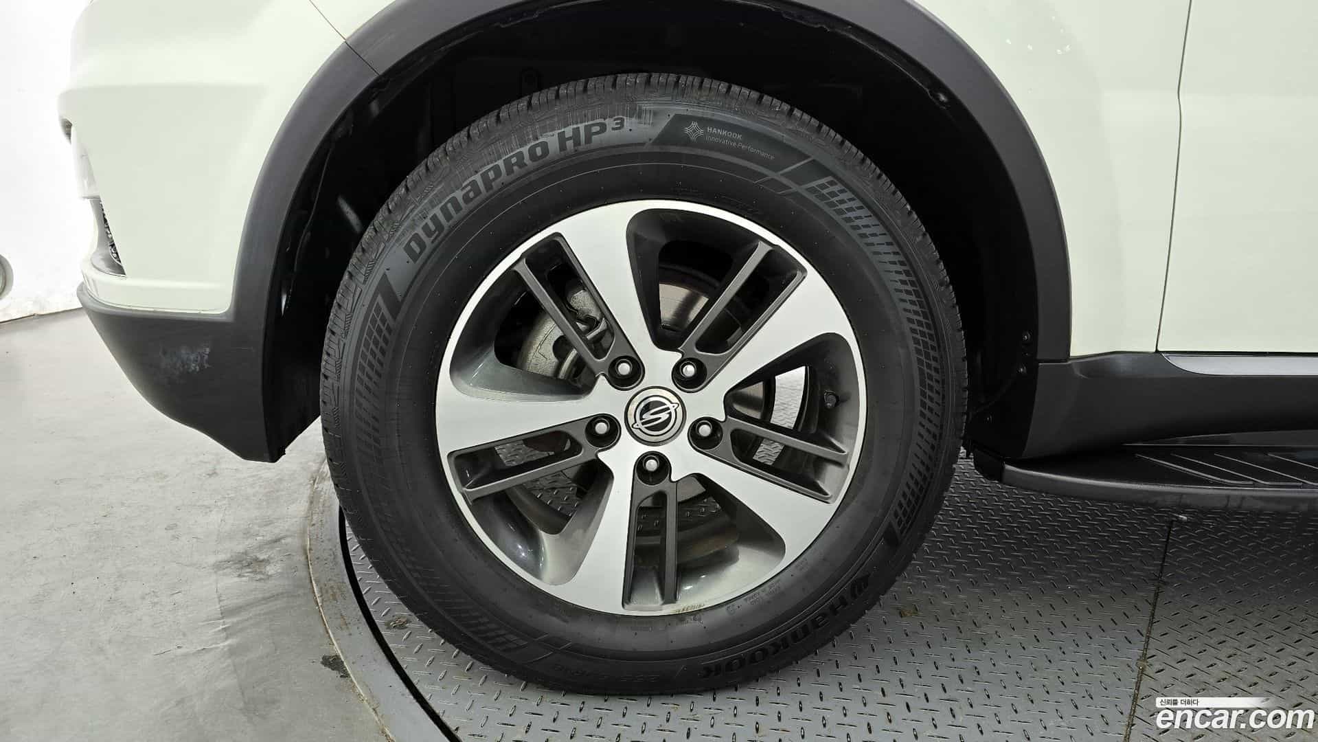 Rexton KG Mobility 2017.0-OUTER-005